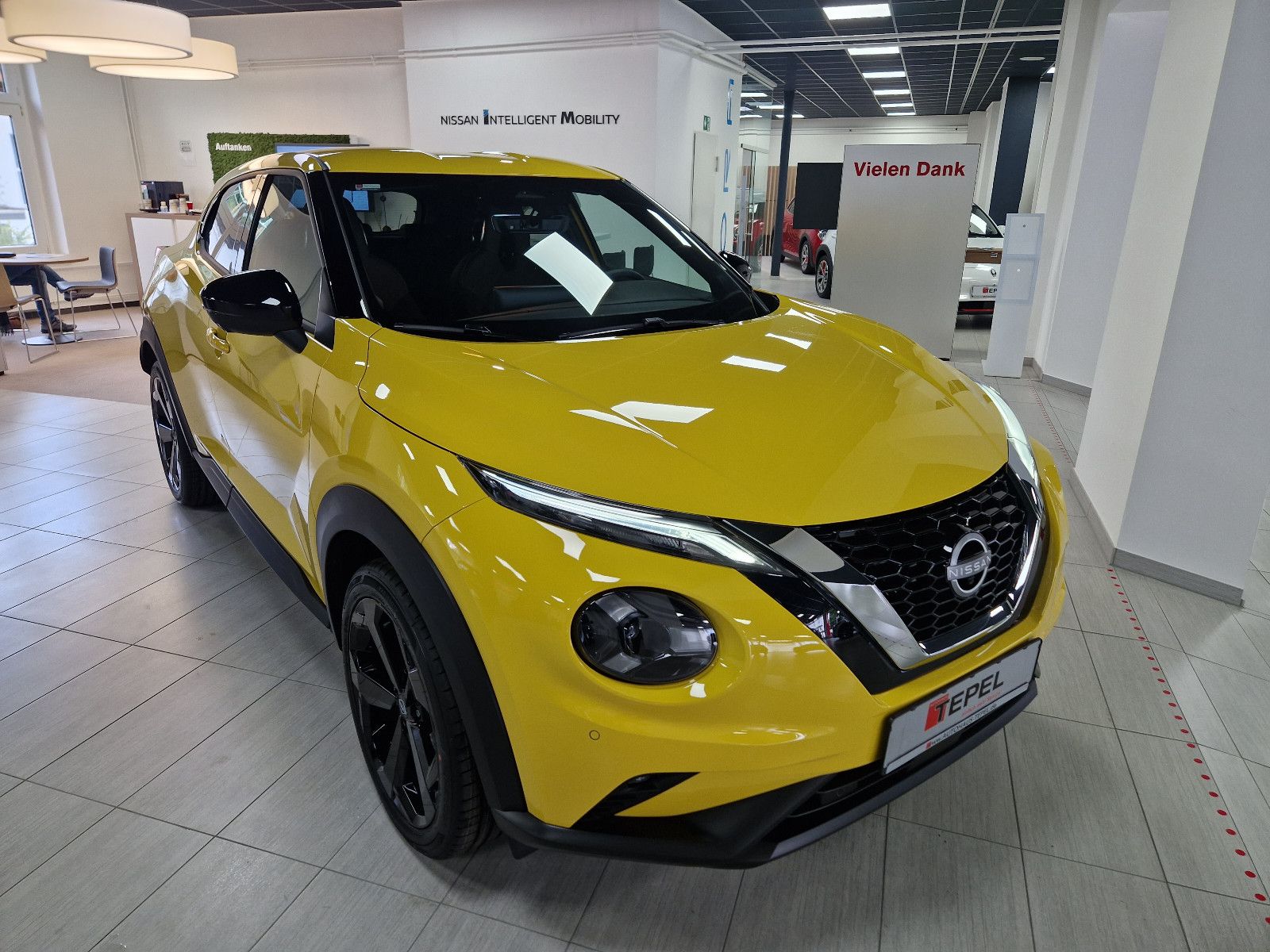 Fahrzeugabbildung Nissan JUKE 1.0 DIG-T TEKNA