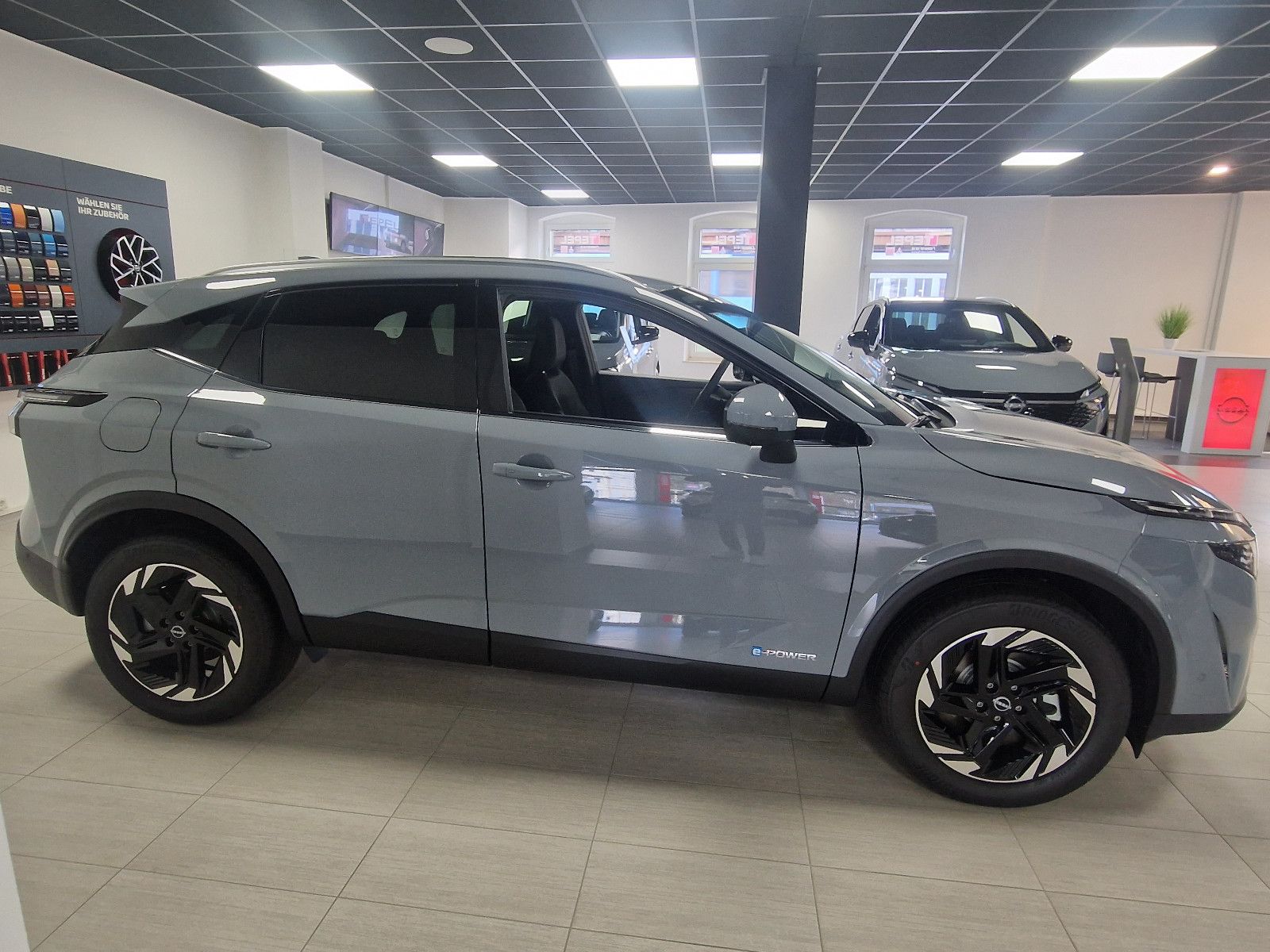 Fahrzeugabbildung Nissan QASHQAI 1.5 VC-T e-Power N-CONNECTA