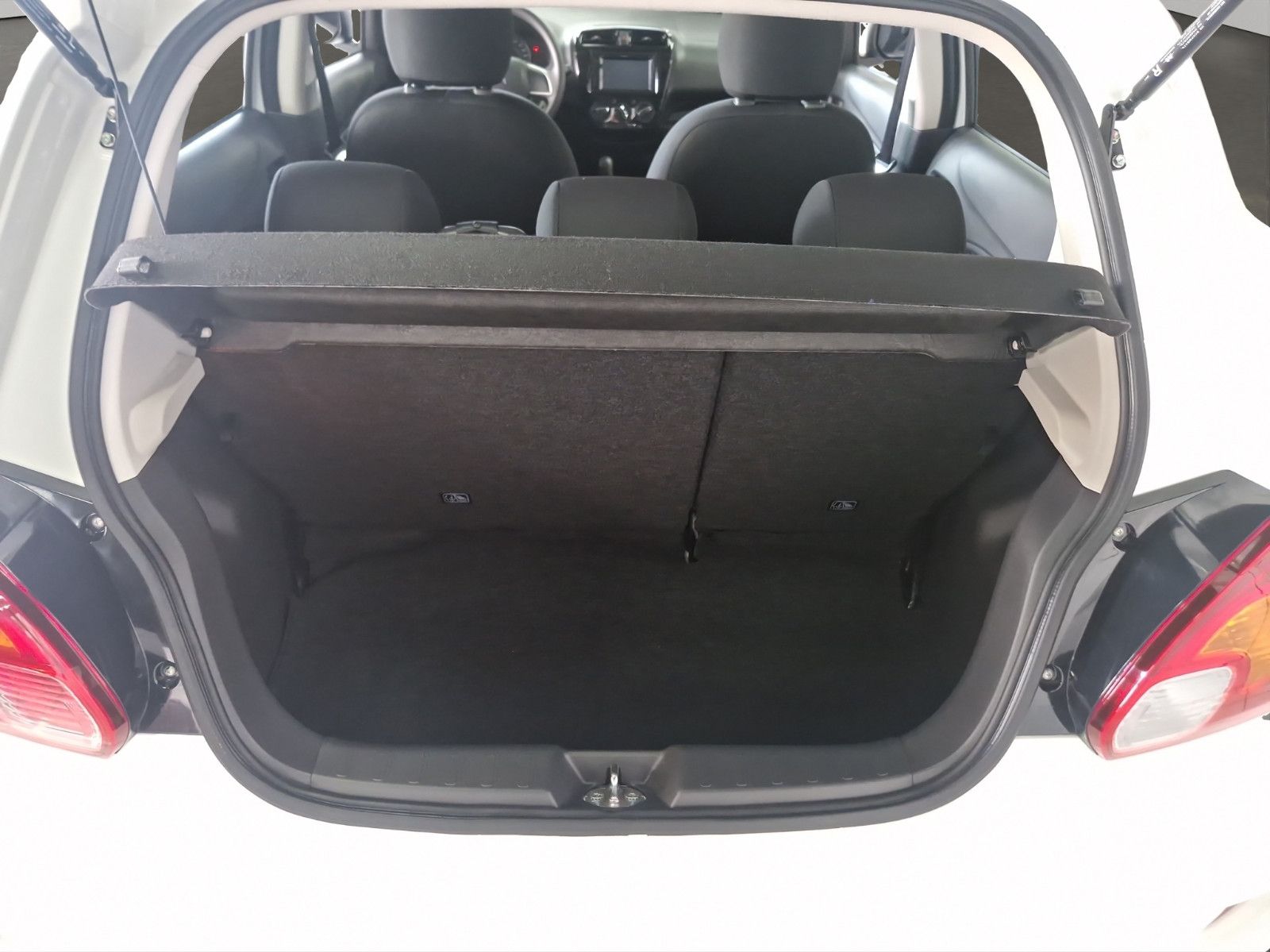 Fahrzeugabbildung Mitsubishi SPACE STAR 1.2 SELECT