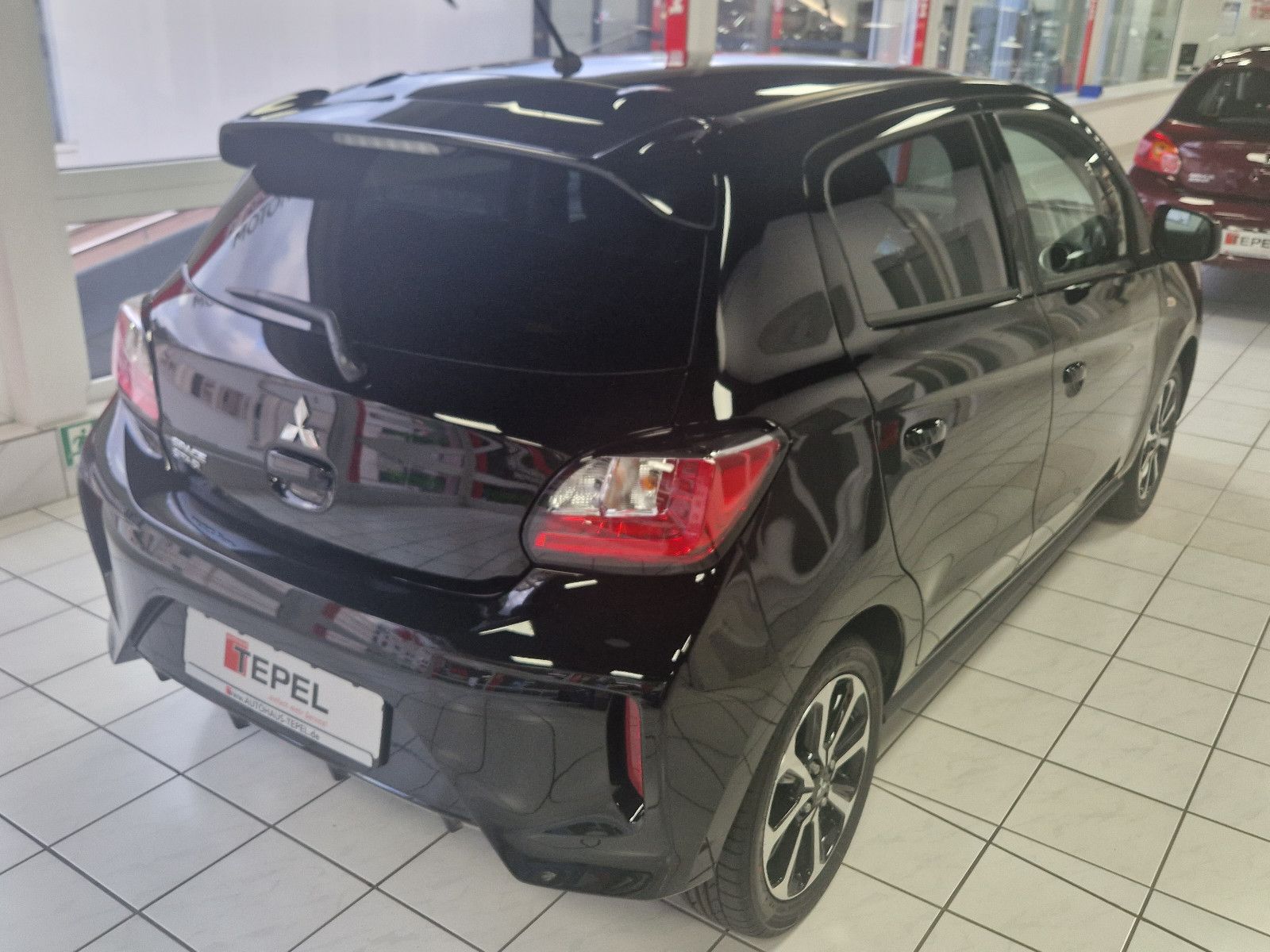 Fahrzeugabbildung Mitsubishi SPACE STAR 1.2 SELECT+