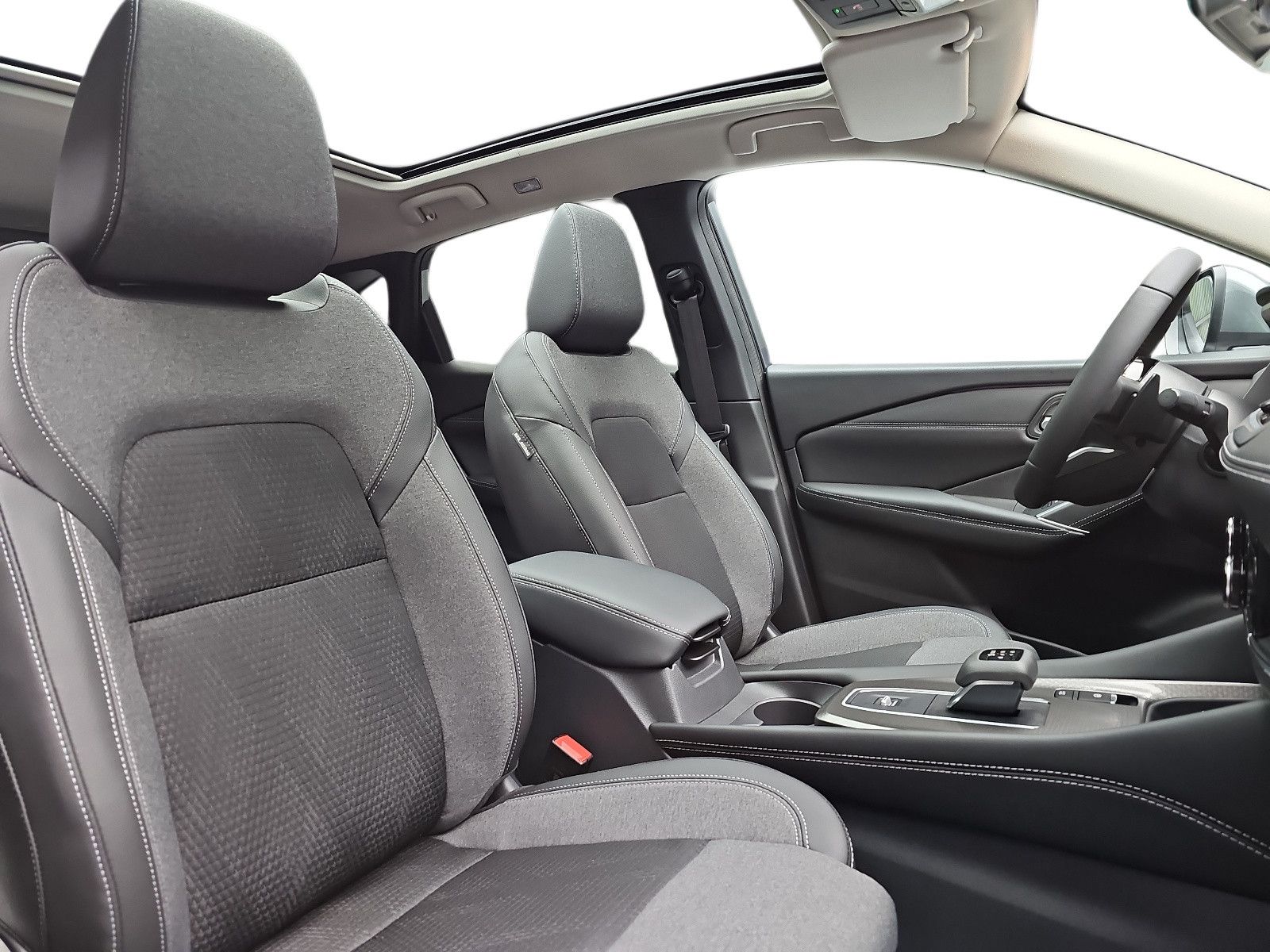 Fahrzeugabbildung Nissan Qashqai 1.3 DIG-T MHEV Xtronic N-CONNECTA