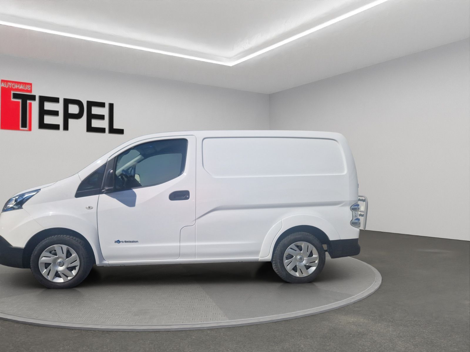 Fahrzeugabbildung Nissan e-NV200 PREMIUM