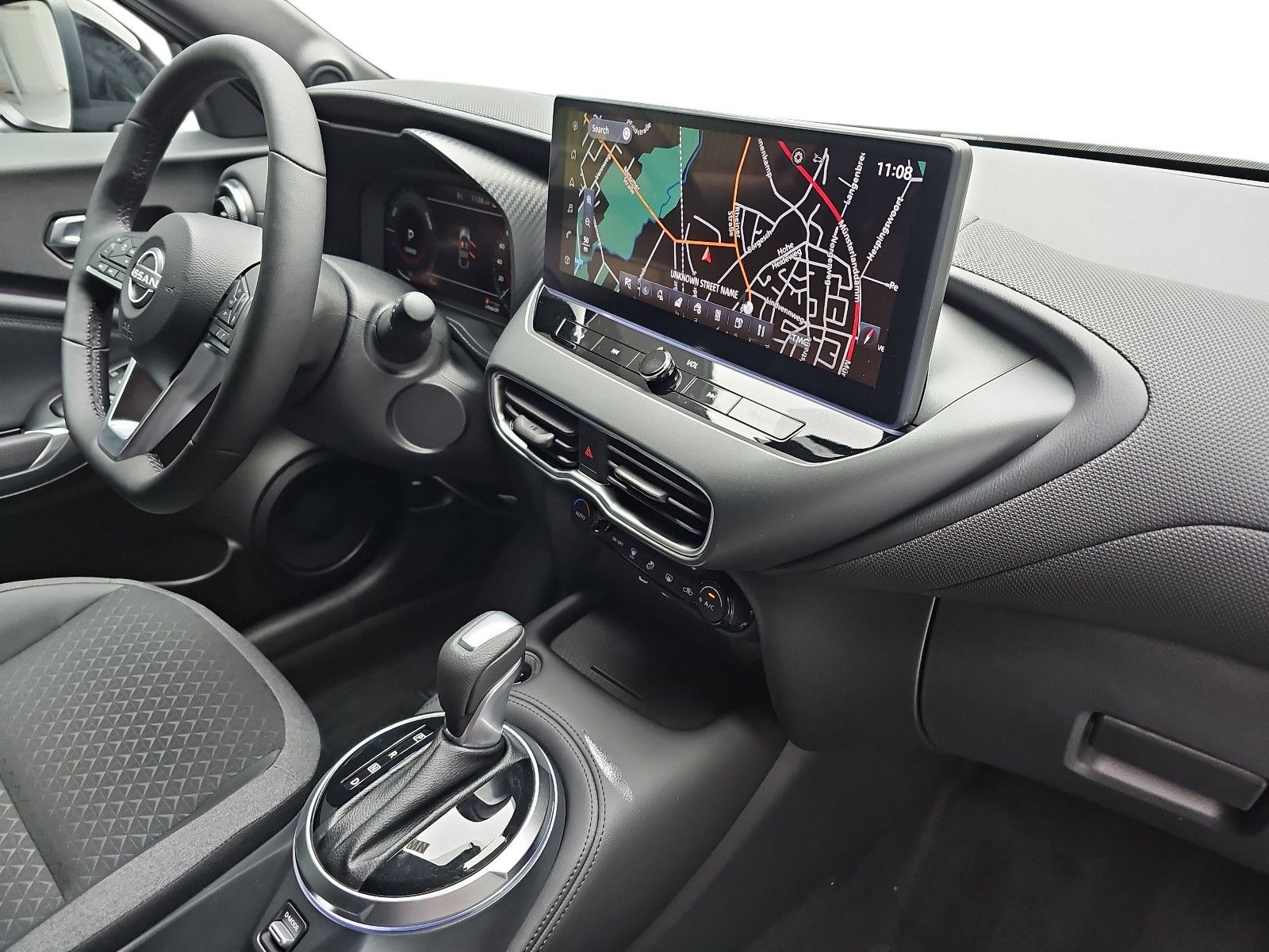 Fahrzeugabbildung Nissan JUKE 1.6 Hybrid N-CONNECTA