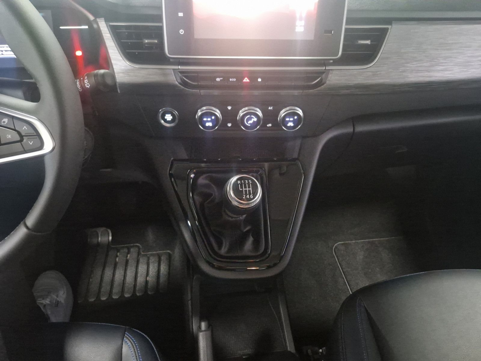 Fahrzeugabbildung Nissan TOWNSTAR DIG-T 130 N-CONNECTA