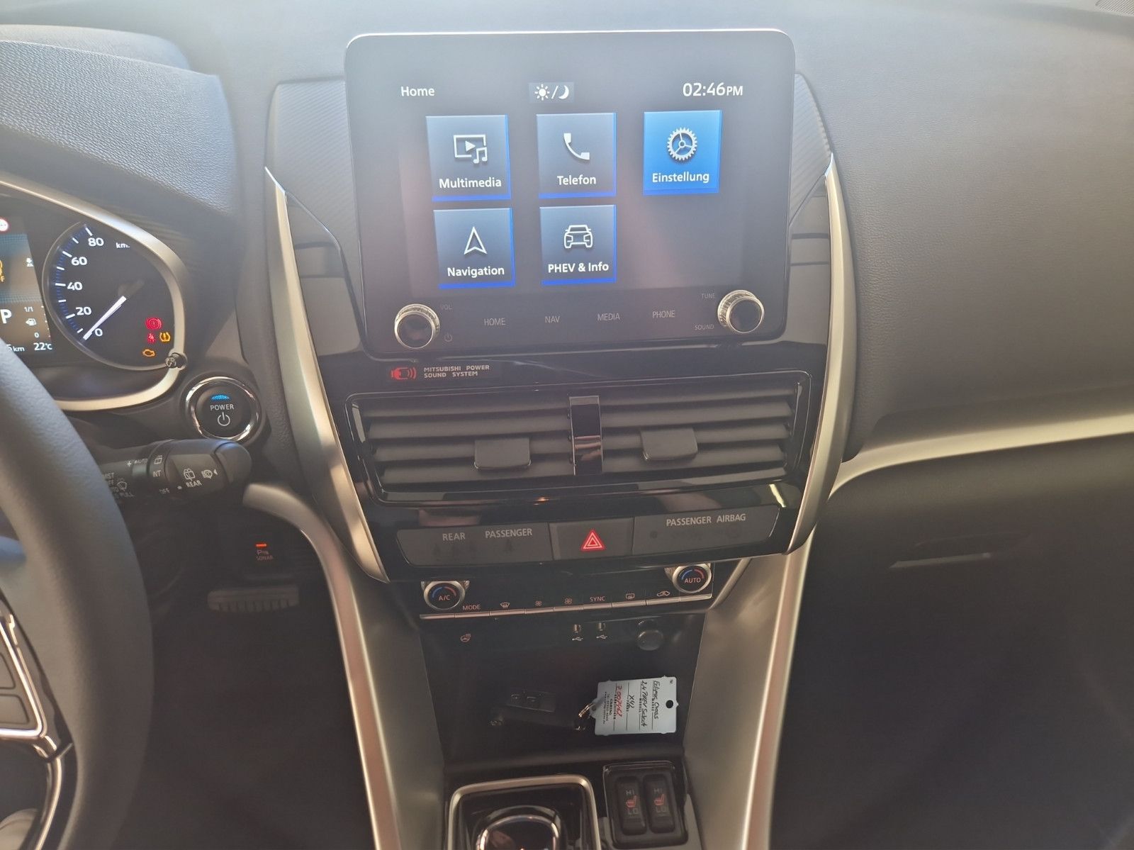 Fahrzeugabbildung Mitsubishi Eclipse Cross 2.4 PLUG-IN HYBRID 4WD SELECT