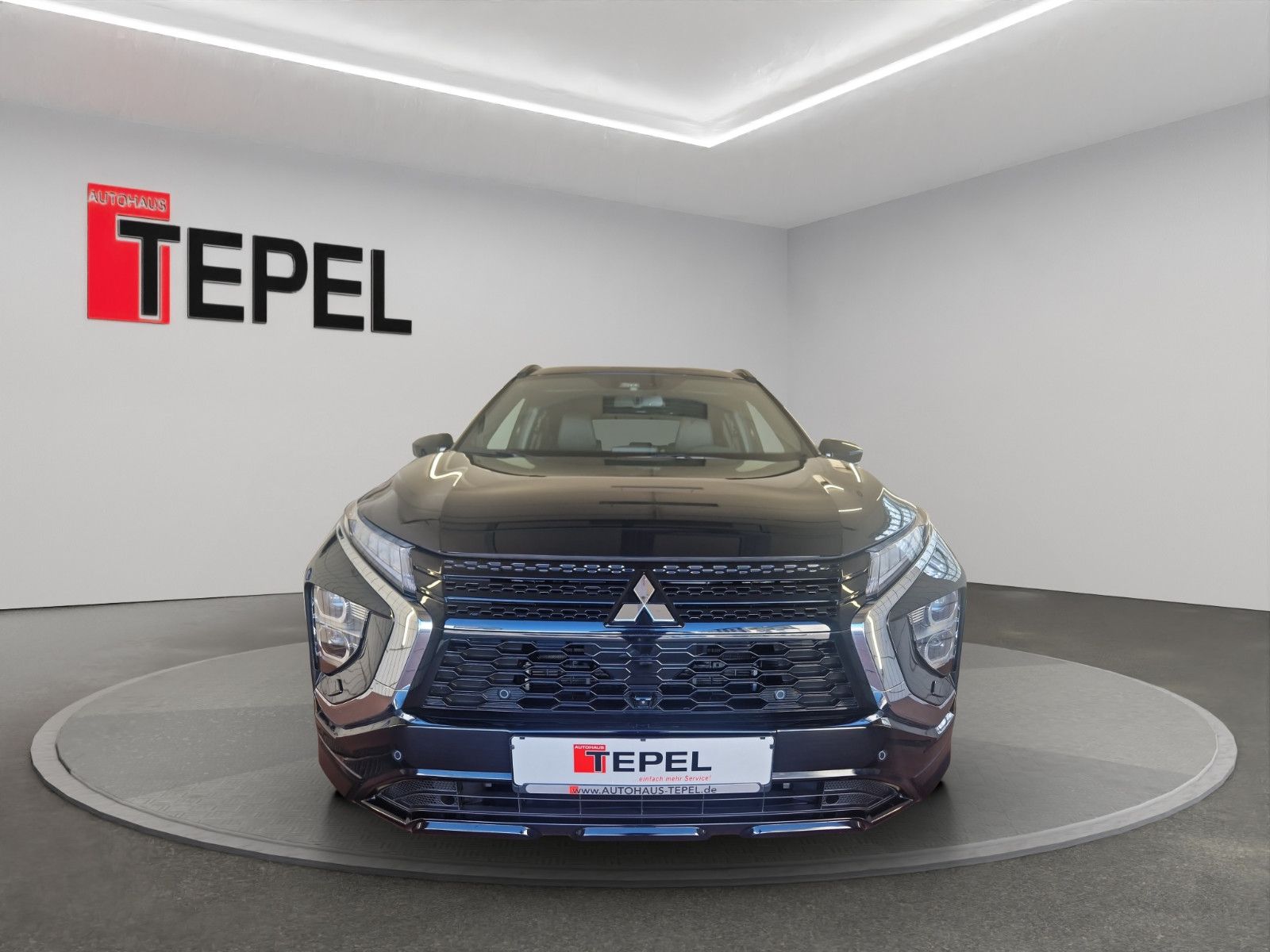 Fahrzeugabbildung Mitsubishi Eclipse Cross 2.4 PLUG-IN HYBRID 4WD SELECT