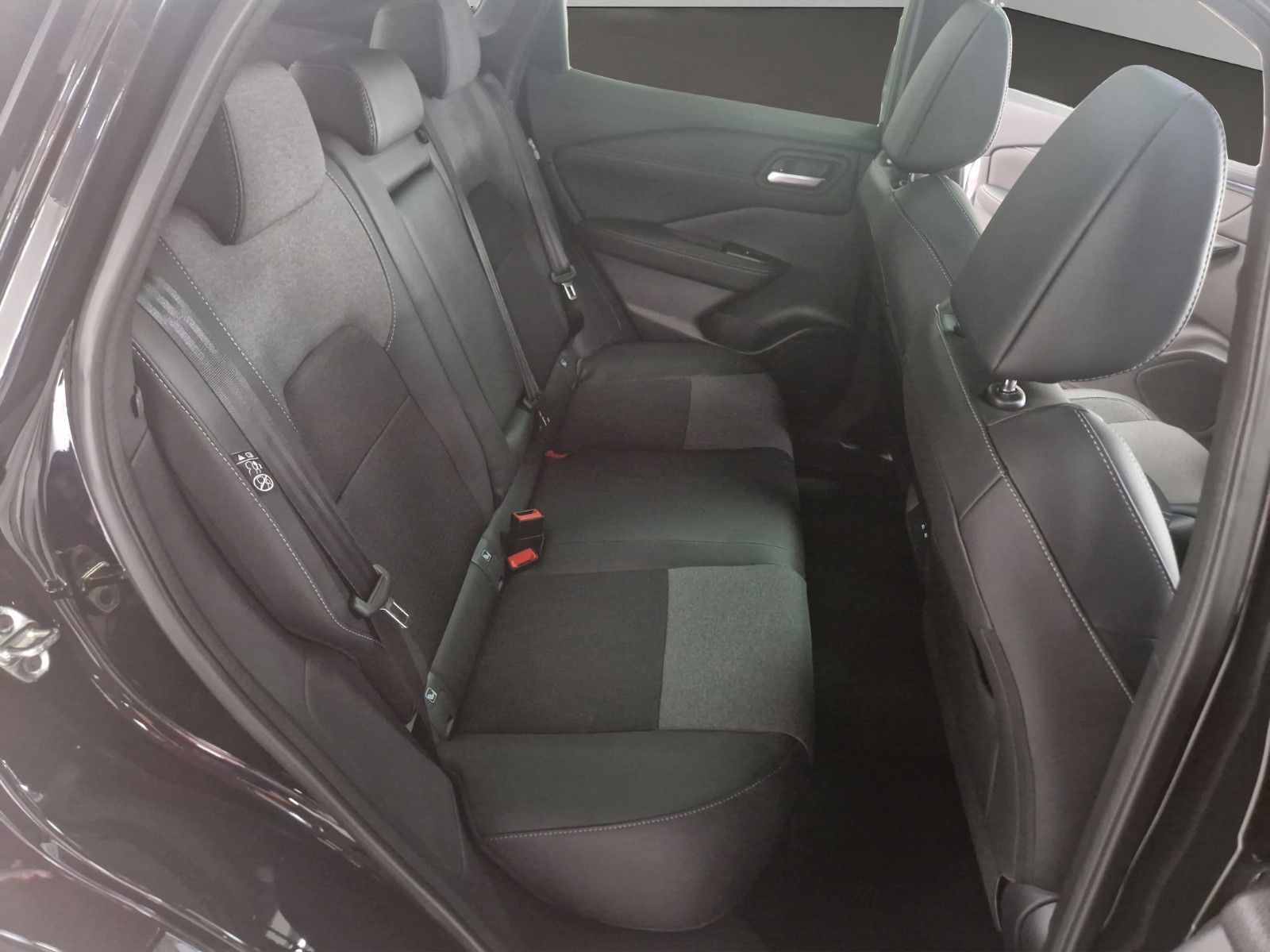 Fahrzeugabbildung Nissan QASHQAI 1.5 VC-T e-Power N-CONNECTA
