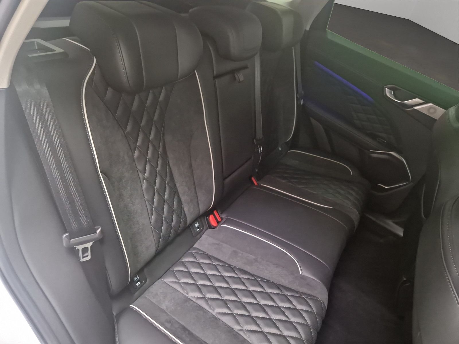 Fahrzeugabbildung GWM WEY 03 PHEV LUXURY