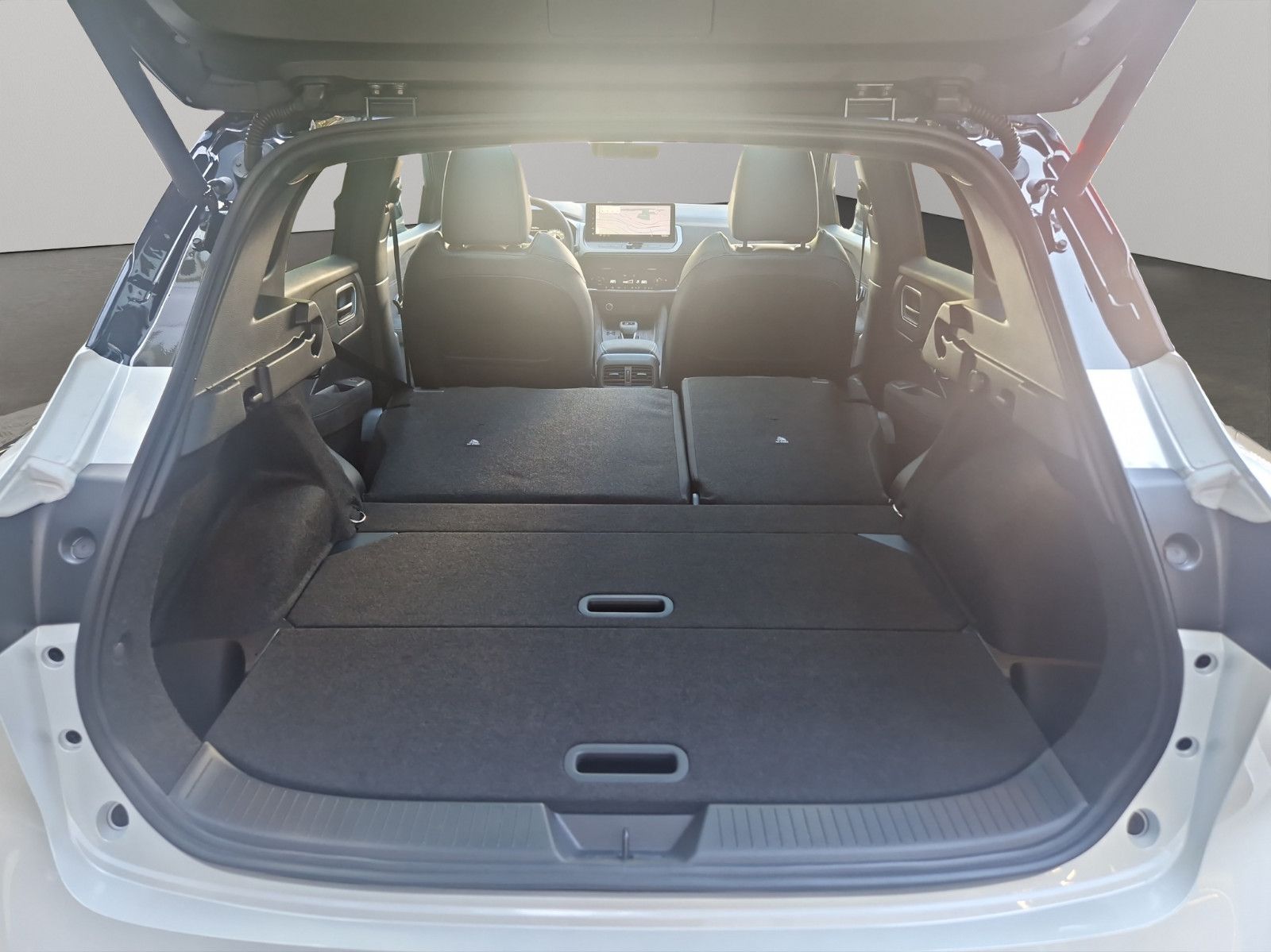 Fahrzeugabbildung Nissan QASHQAI 1.3 DIG-T TEKNA+ Xtronic