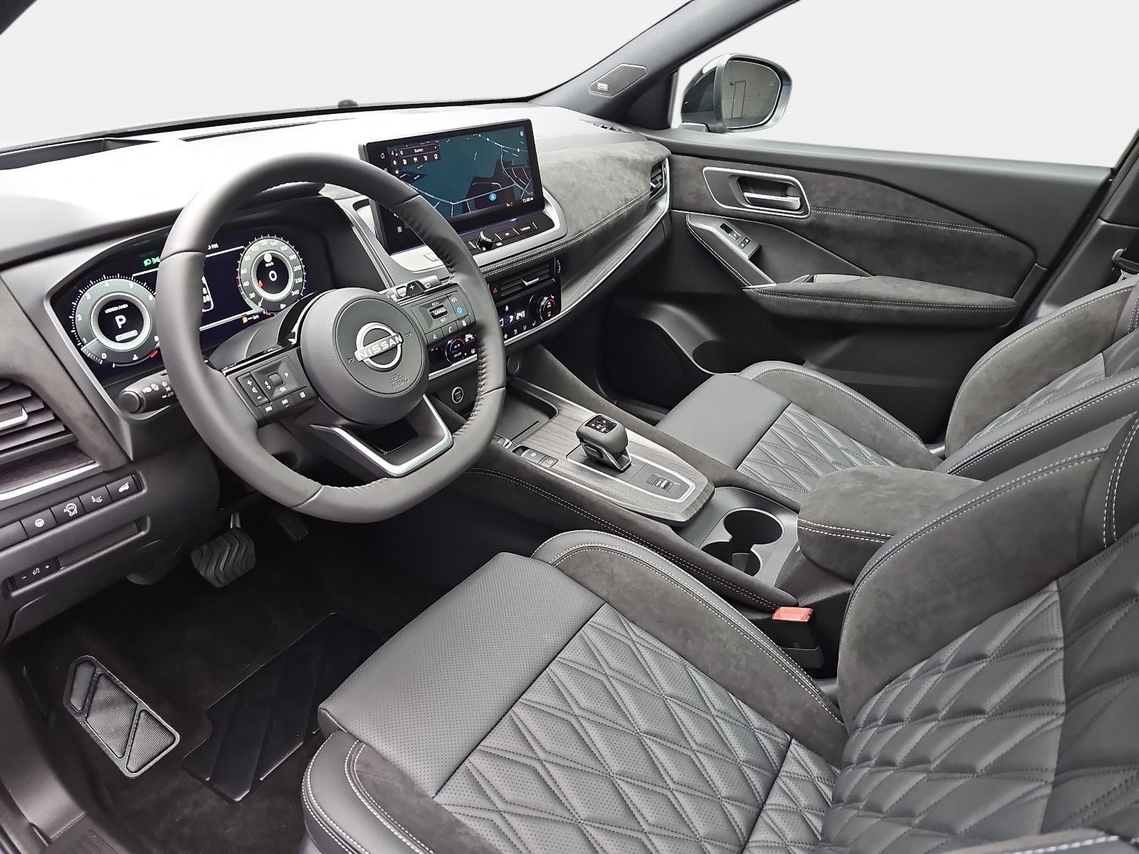 Fahrzeugabbildung Nissan QASHQAI 1.3 DIG-T TEKNA+ Xtronic