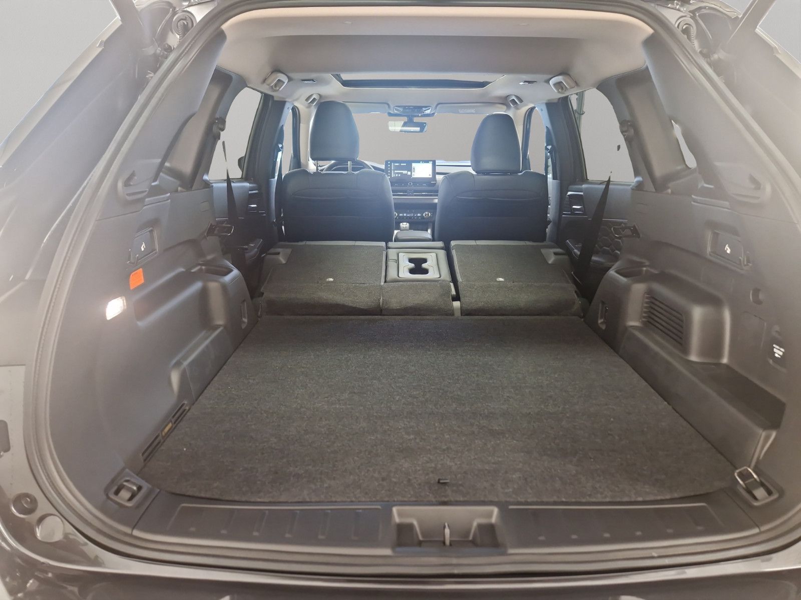 Fahrzeugabbildung Mitsubishi OUTLANDER 2.4 PHEV TOP 4WD