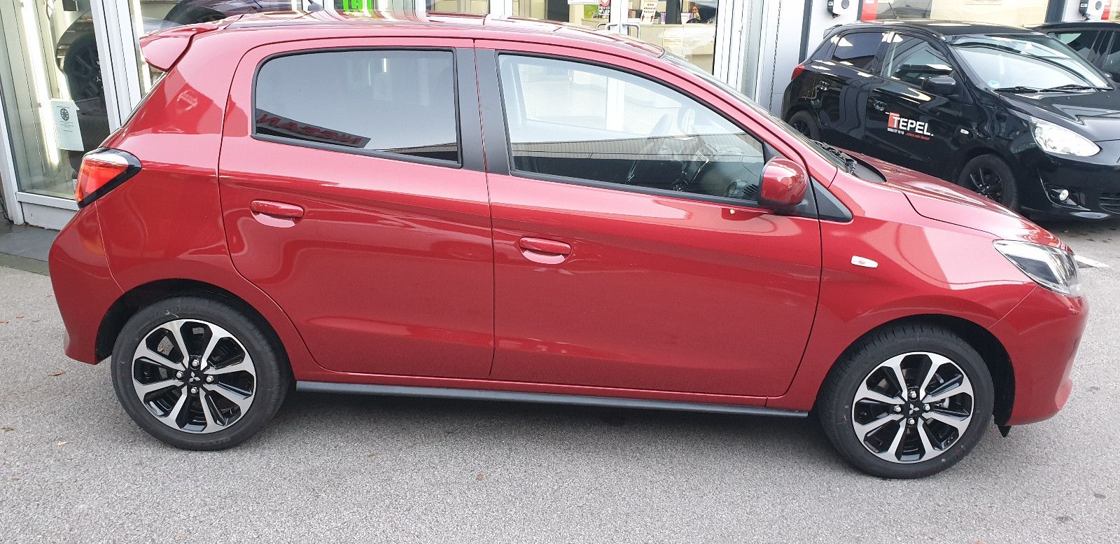 Fahrzeugabbildung Mitsubishi Space Star 1.2 MIVEC AS&G Select+ CVT