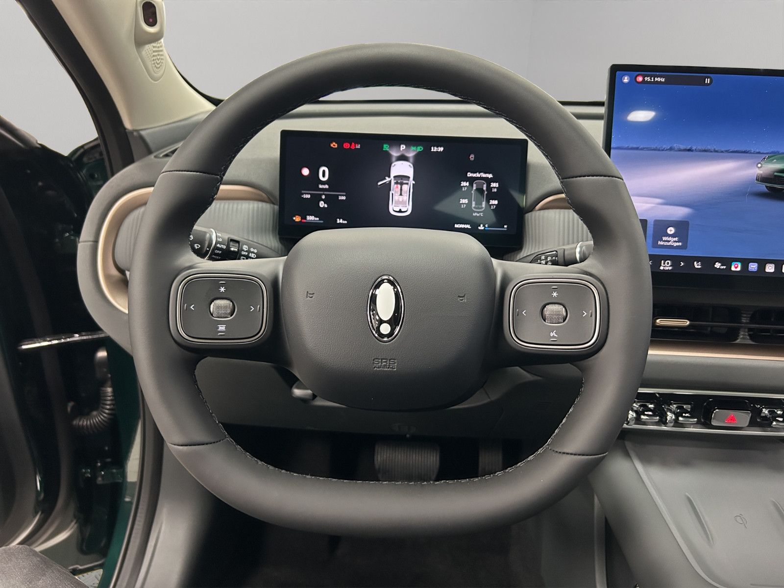 Fahrzeugabbildung GWM ORA 5 1.5 HYBRID LUXURY PANORAMA-GLASDACH