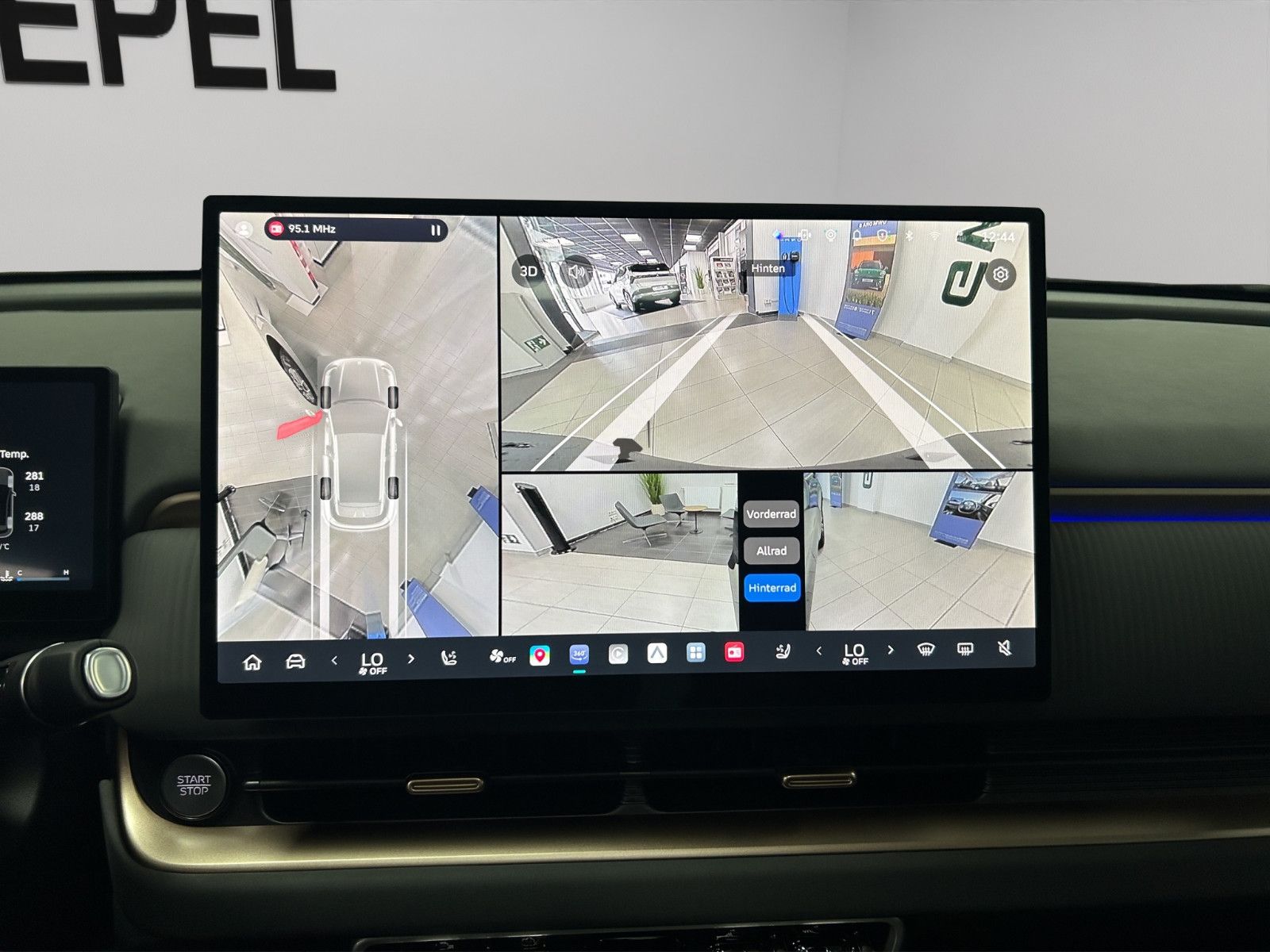 Fahrzeugabbildung GWM ORA 5 1.5 HYBRID LUXURY PANORAMA-GLASDACH