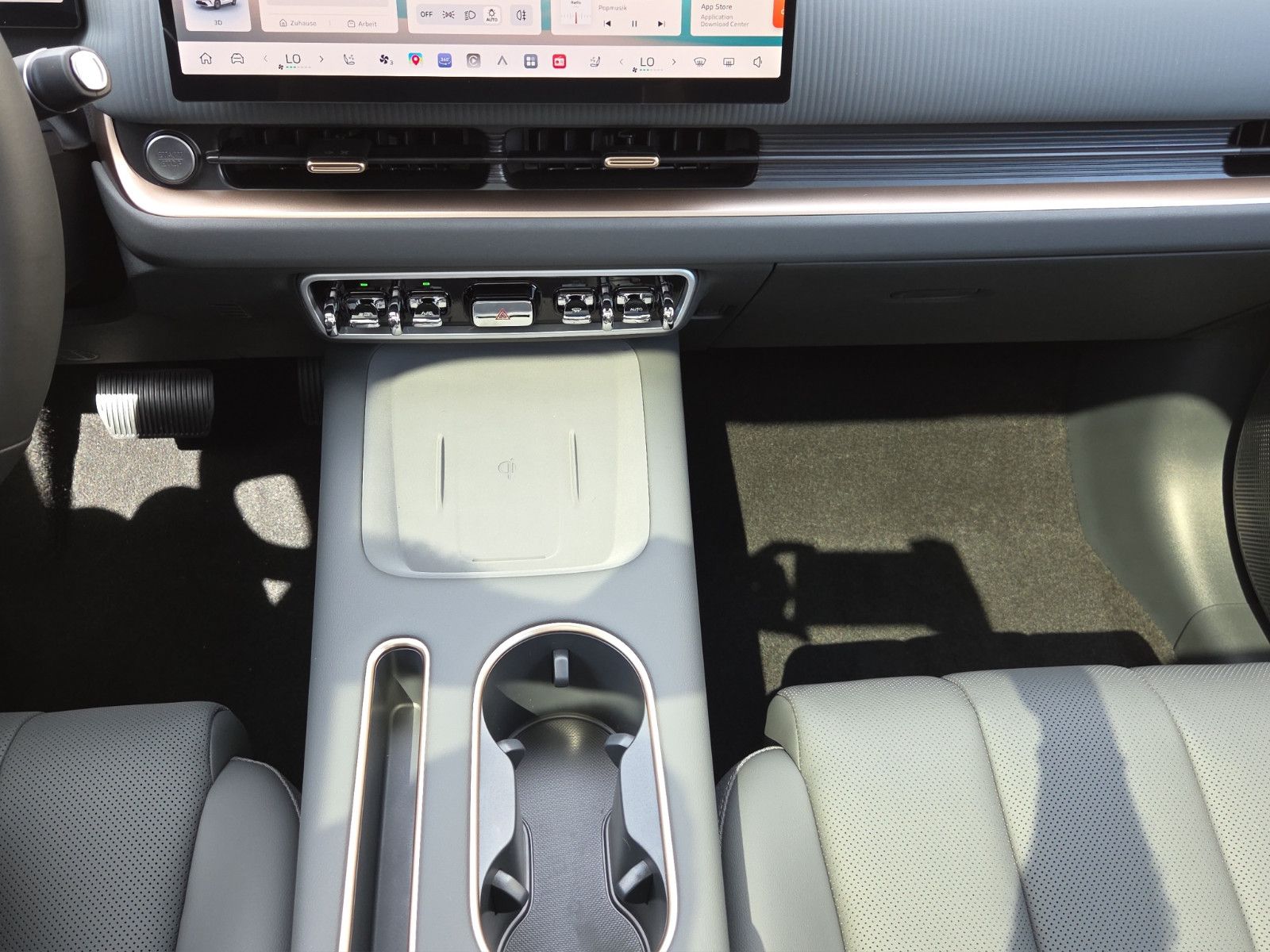 Fahrzeugabbildung GWM ORA 5 1.5 HYBRID LUXURY PANORAMA-GLASDACH