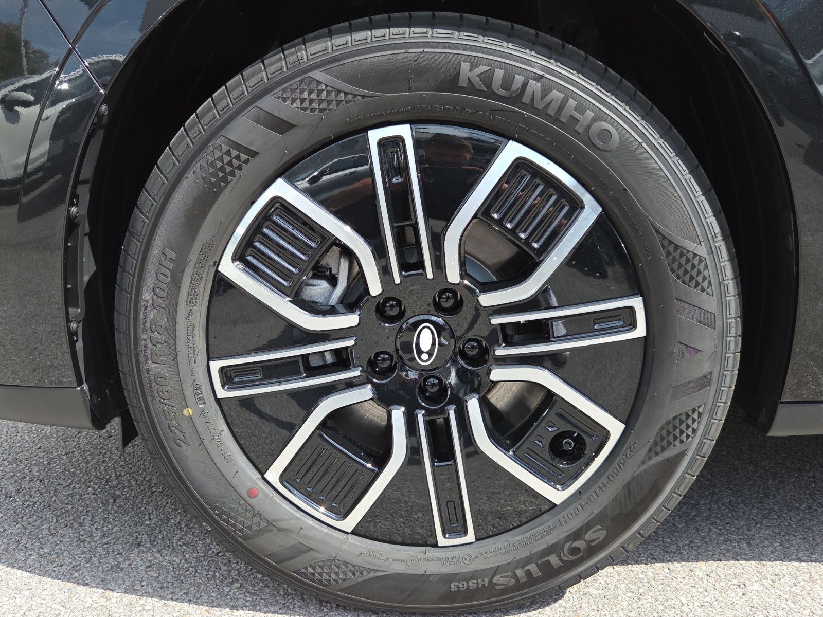 Fahrzeugabbildung GWM ORA 5 1.5 HYBRID LUXURY PANORAMA-GLASDACH
