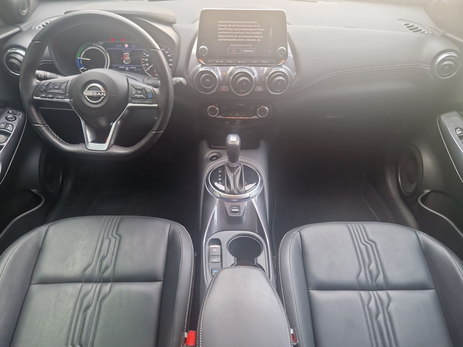 Fahrzeugabbildung Nissan JUKE 1.6 Hybrid TEKNA