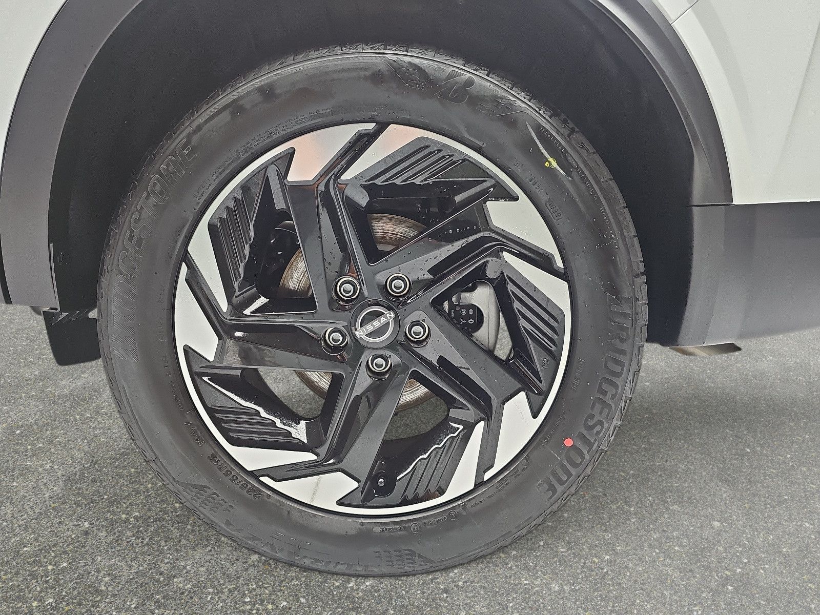 Fahrzeugabbildung Nissan QASHQAI 1.5 VC-T e-Power N-CONNECTA