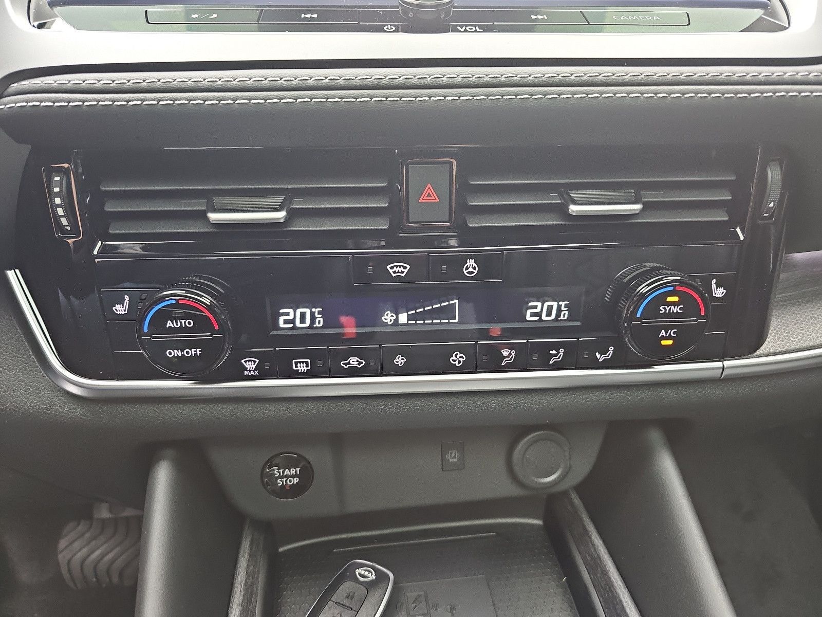 Fahrzeugabbildung Nissan QASHQAI 1.5 VC-T E-Power TEKNA
