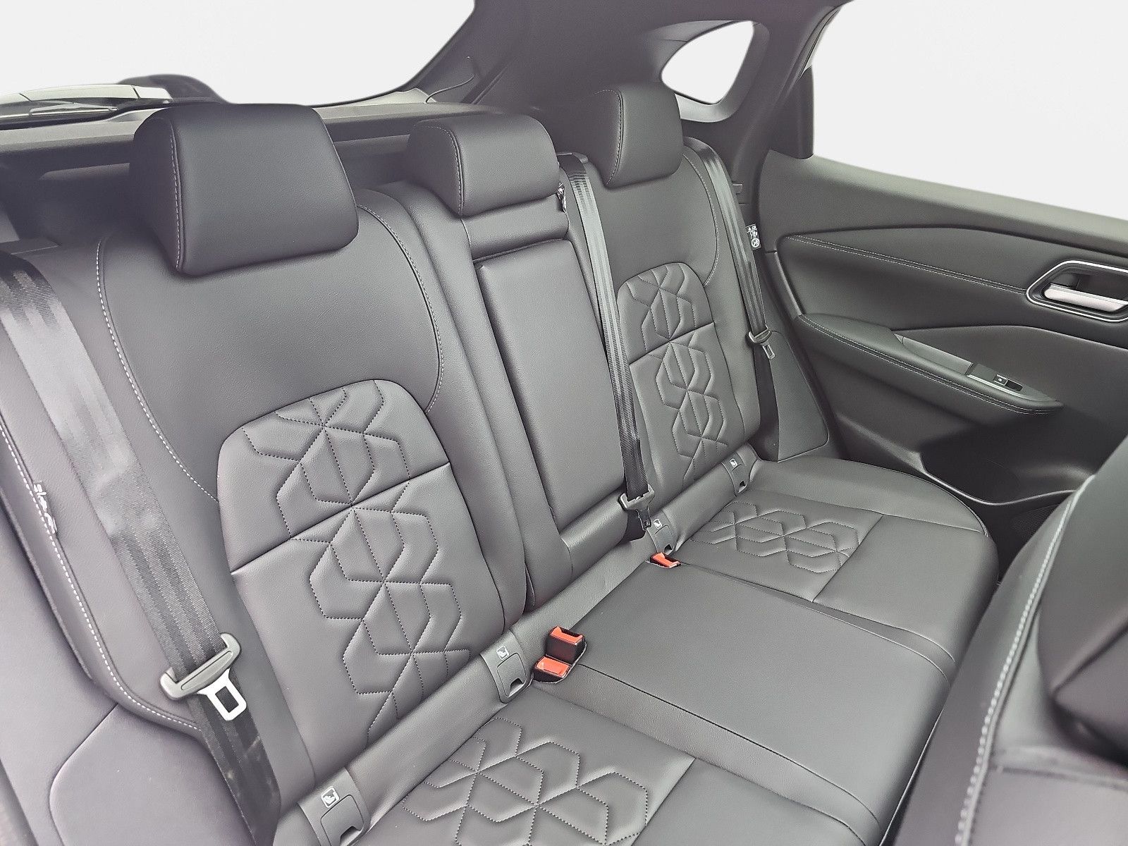 Fahrzeugabbildung Nissan QASHQAI 1.5 VC-T E-Power TEKNA