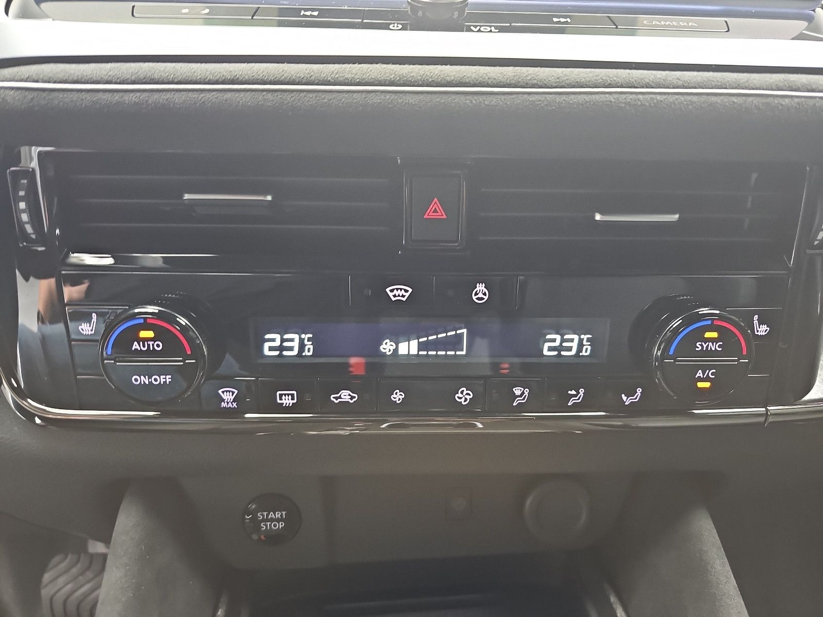 Fahrzeugabbildung Nissan QASHQAI 1.5 VC-T E-Power N-DESIGN