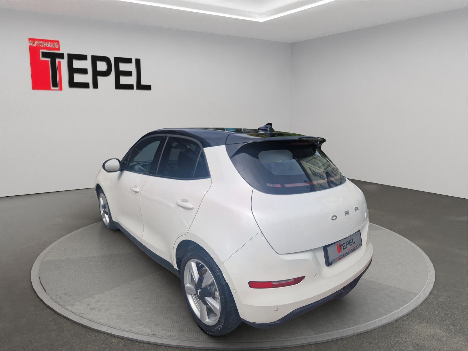 Fahrzeugabbildung GWM ORA 03 - 63kWh 400 PRO+