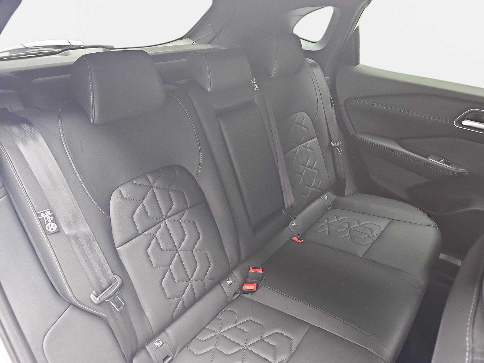 Fahrzeugabbildung Nissan QASHQAI 1.5 VC-T E-Power TEKNA