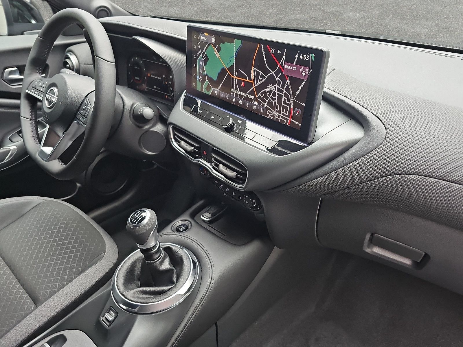 Fahrzeugabbildung Nissan JUKE 1.0 DIG-T N-CONNECTA / WINTER-PAKET