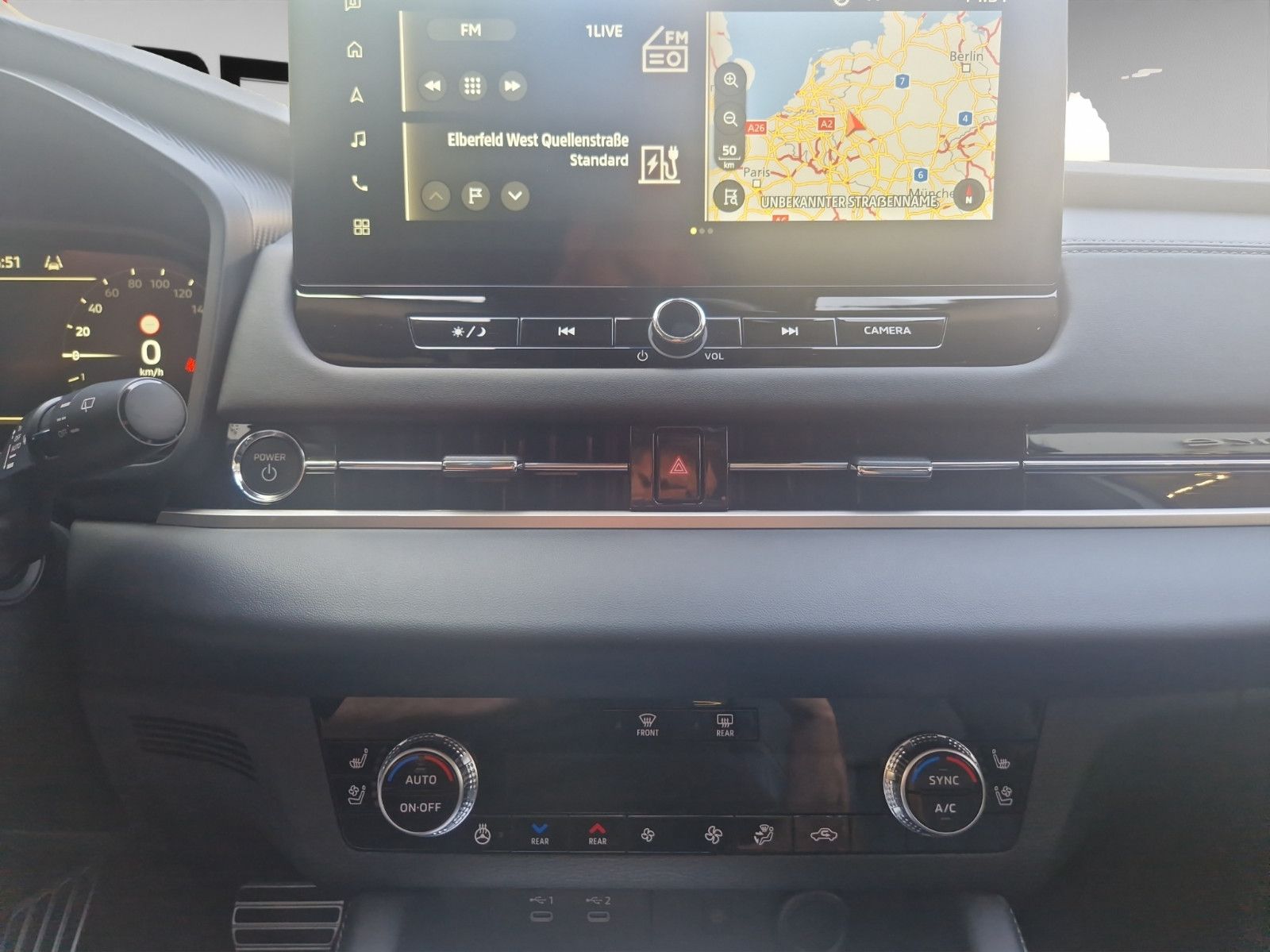 Fahrzeugabbildung Mitsubishi OUTLANDER 2.4 PHEV TOP 4WD