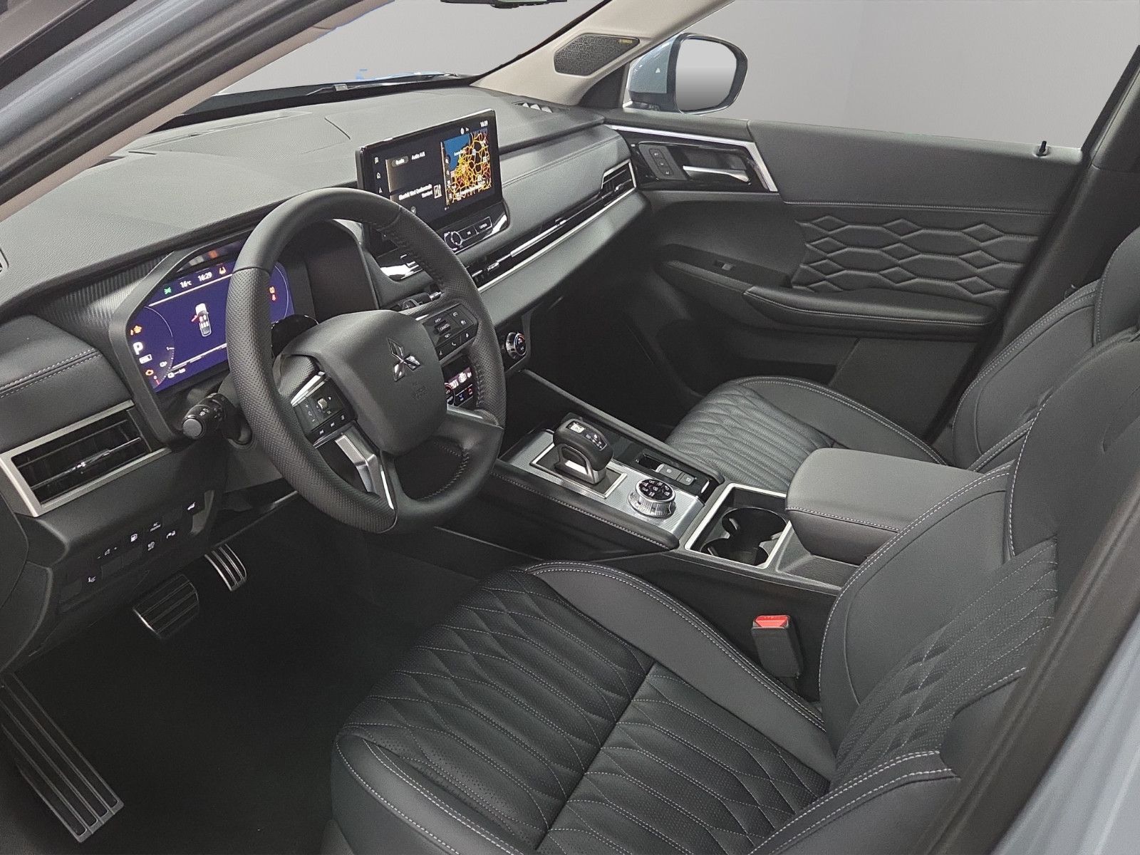 Fahrzeugabbildung Mitsubishi OUTLANDER 2.4 PHEV TOP 4WD