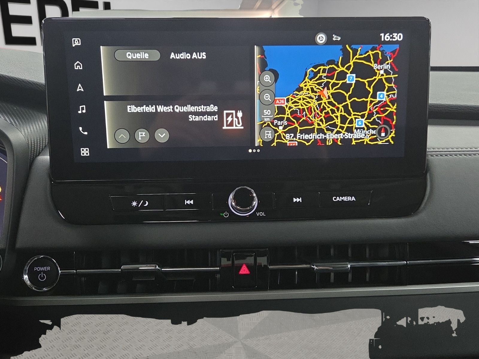 Fahrzeugabbildung Mitsubishi OUTLANDER 2.4 PHEV TOP 4WD