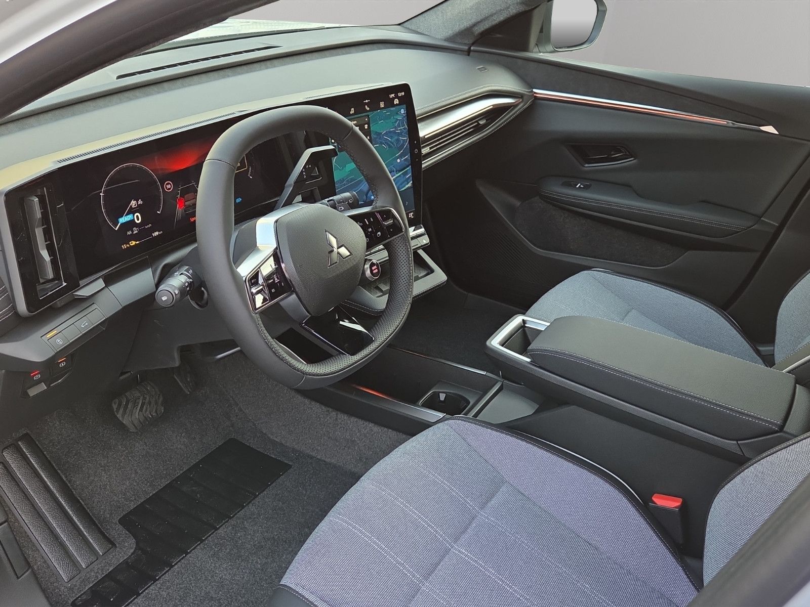 Fahrzeugabbildung Mitsubishi ECLIPSE CROSS EV DIAMANT TOP