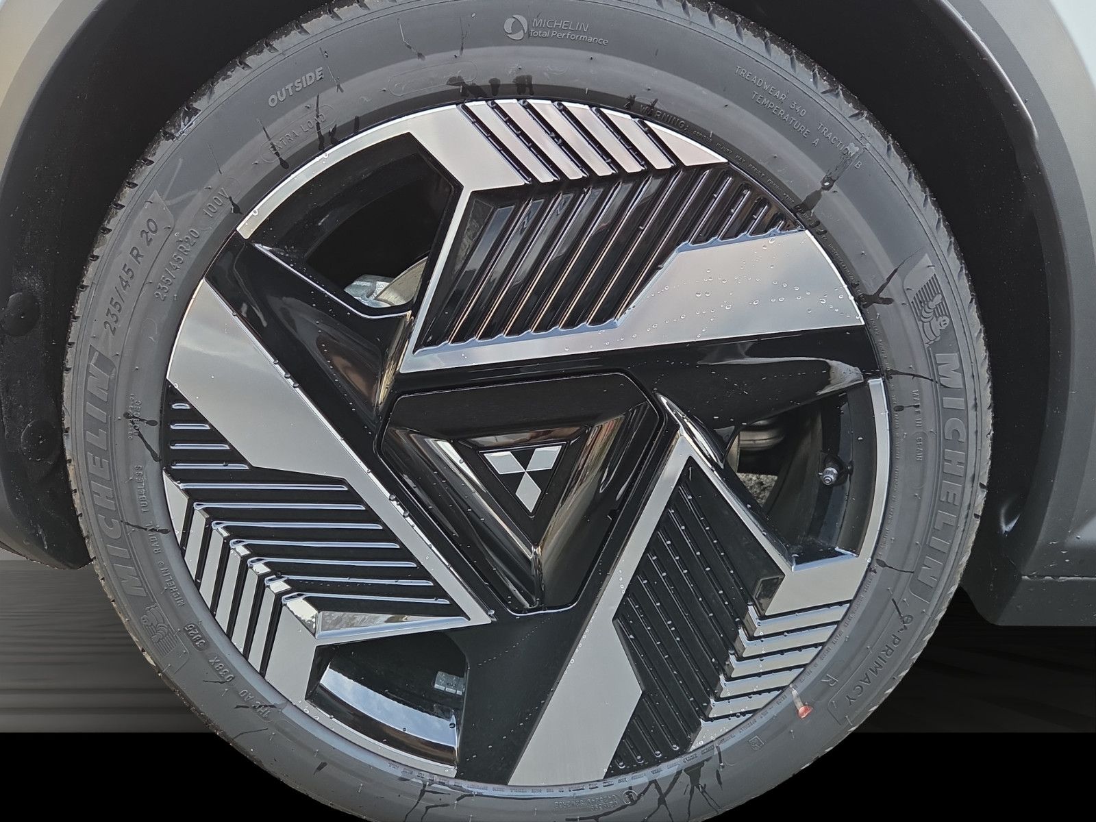 Fahrzeugabbildung Mitsubishi ECLIPSE CROSS EV DIAMANT TOP