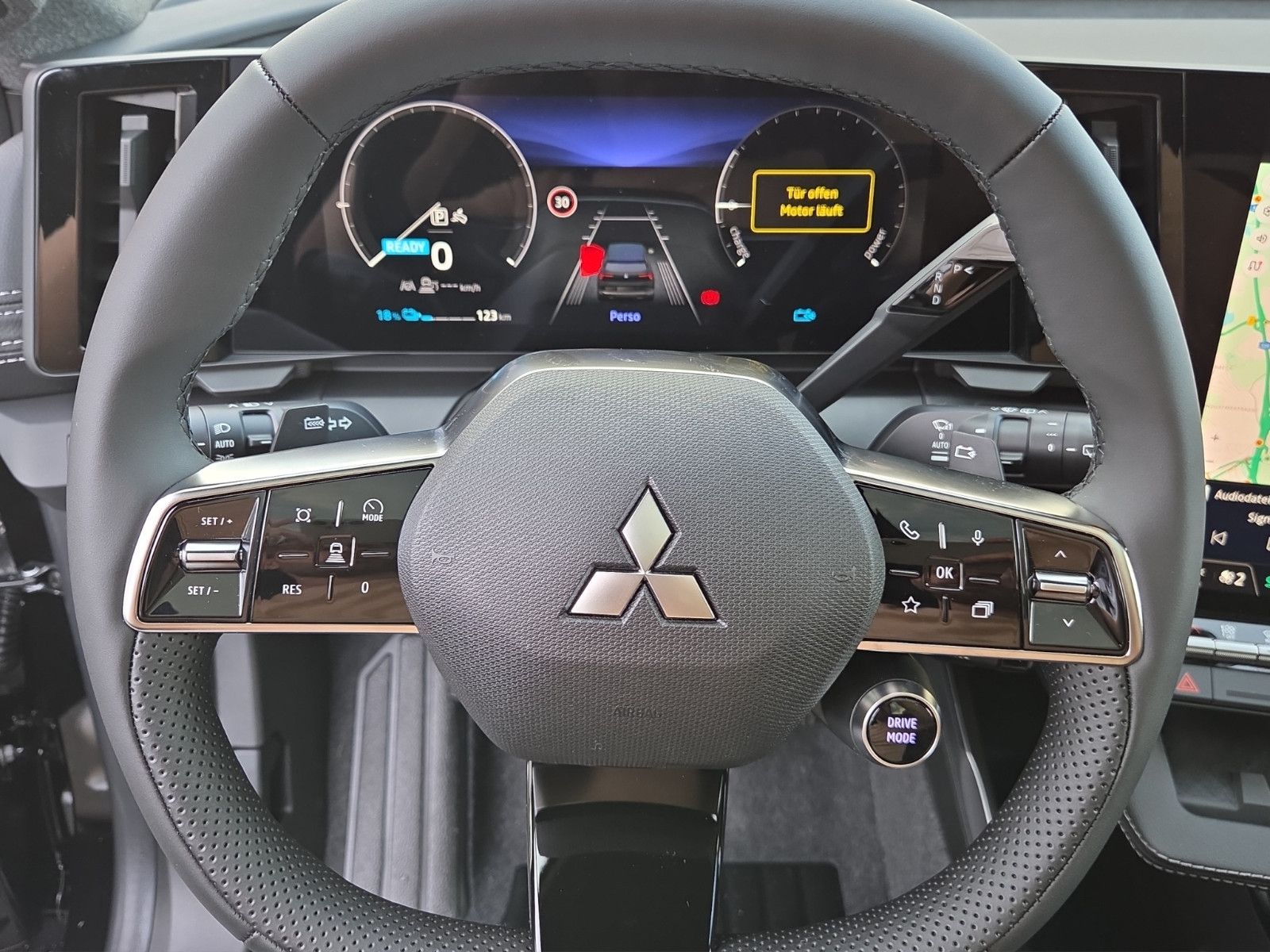 Fahrzeugabbildung Mitsubishi ECLIPSE CROSS EV DIAMANT TOP LUXURY-PAKET