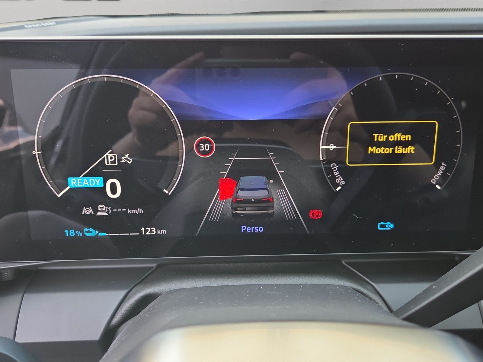 Fahrzeugabbildung Mitsubishi ECLIPSE CROSS EV DIAMANT TOP LUXURY-PAKET