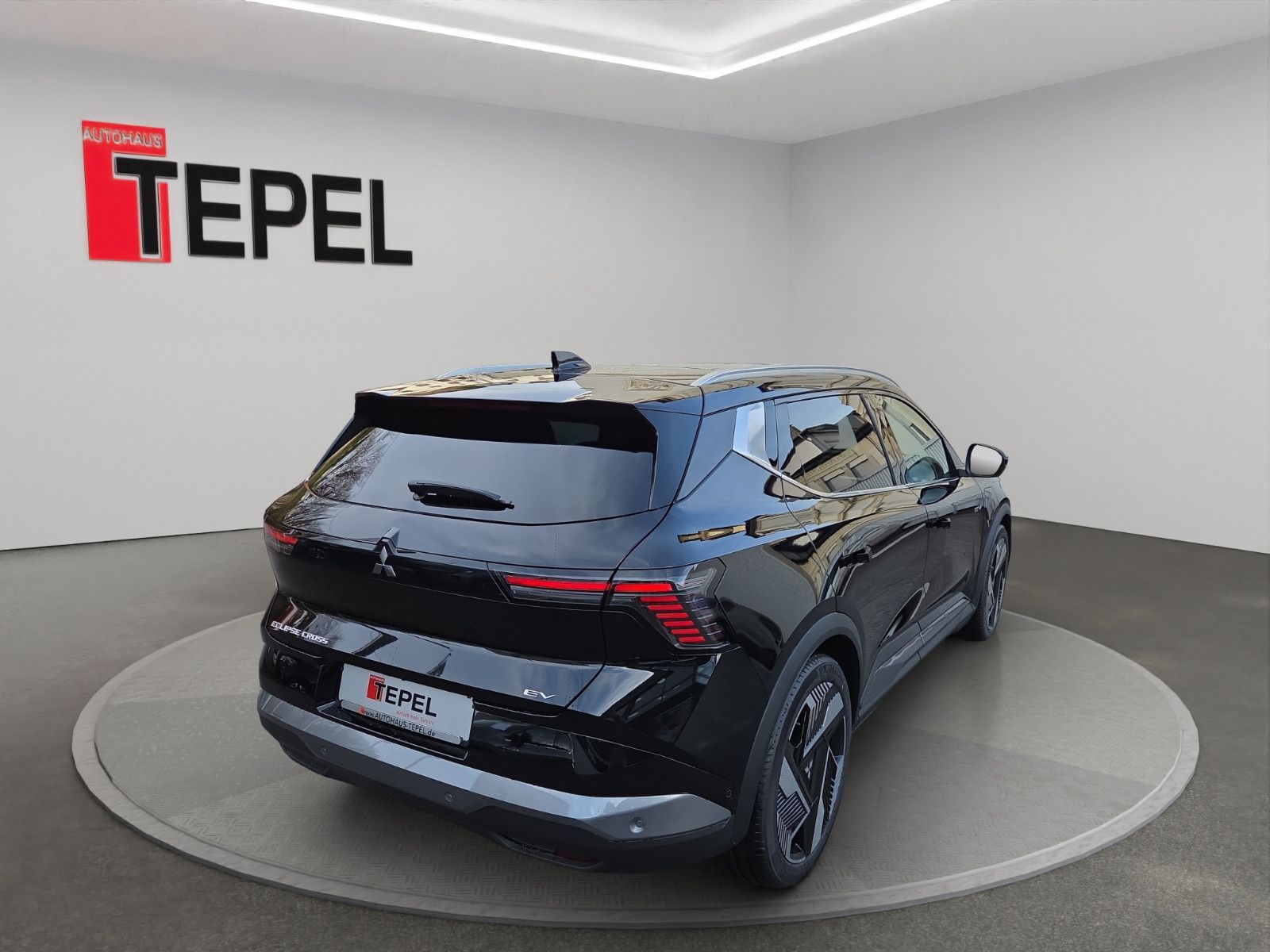 Fahrzeugabbildung Mitsubishi ECLIPSE CROSS EV DIAMANT TOP LUXURY-PAKET