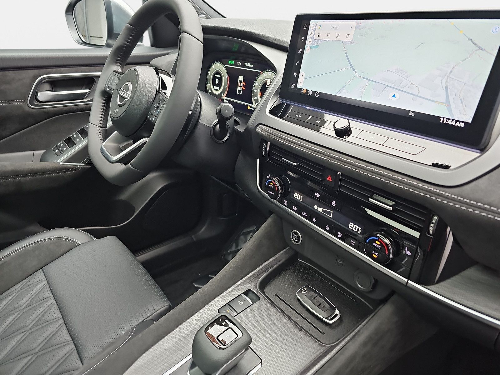 Fahrzeugabbildung Nissan QASHQAI 1.3 DIG-T TEKNA+ Xtronic