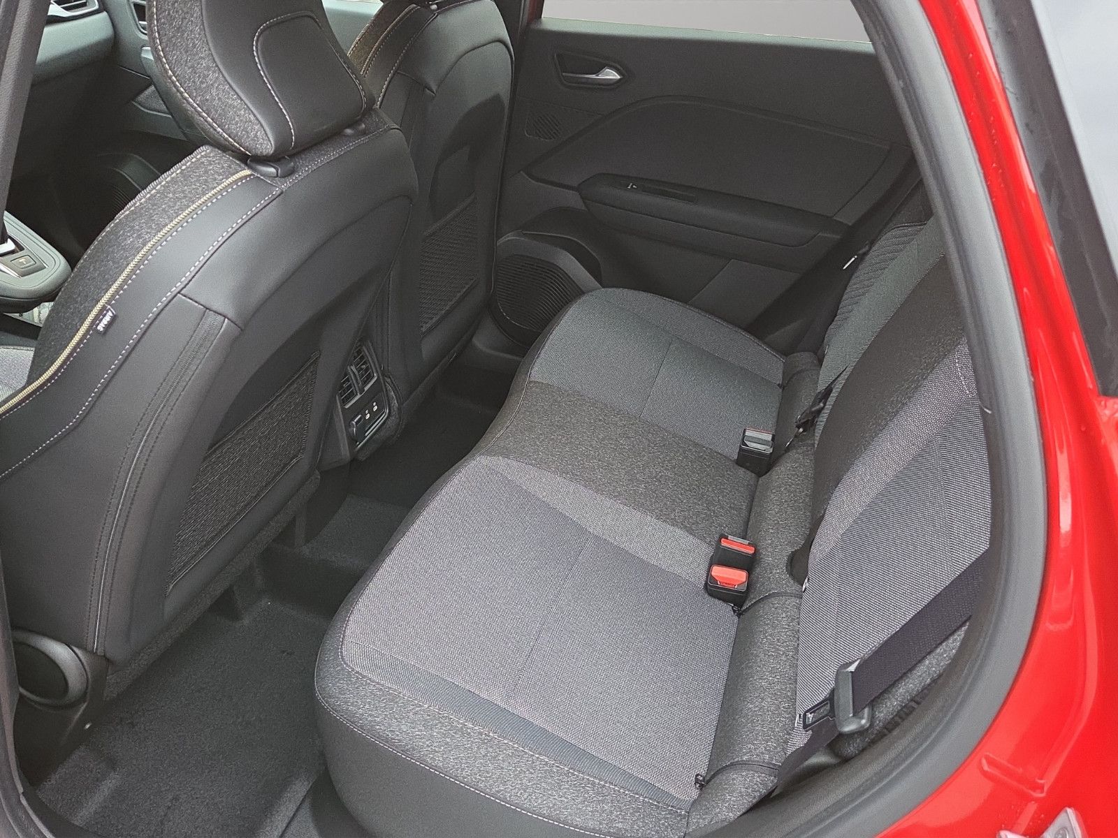 Fahrzeugabbildung Mitsubishi ASX 1.3 INTRO EDITION 7-DCT