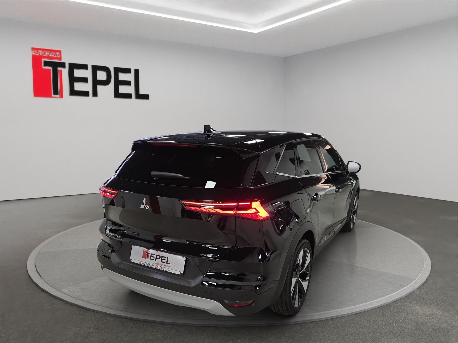 Fahrzeugabbildung Mitsubishi GRANDIS 1.8 INTRO EDITION HYBRID