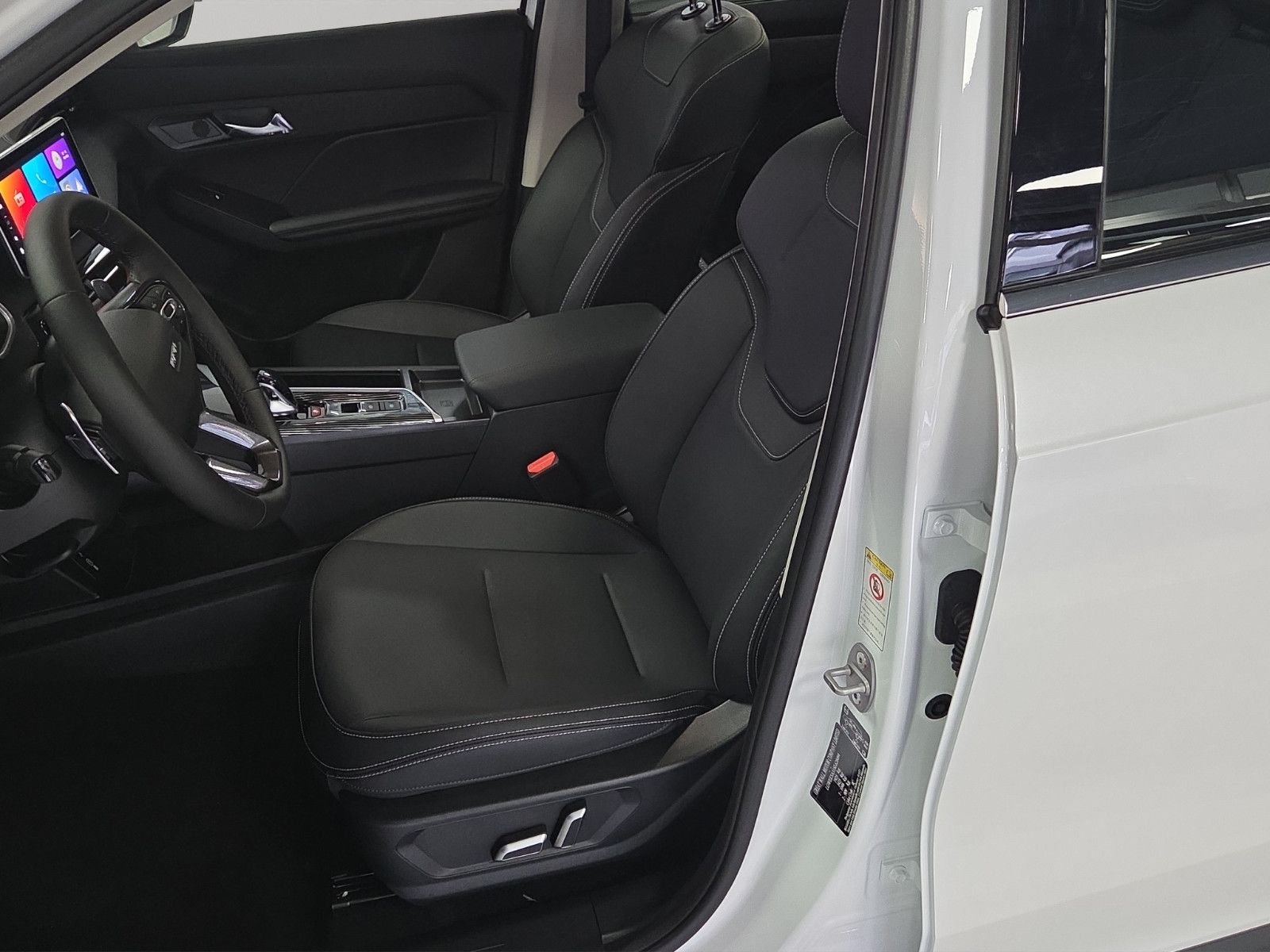 Fahrzeugabbildung GWM HAVAL JOLION PRO Premium 1.5 Turbo-Benziner