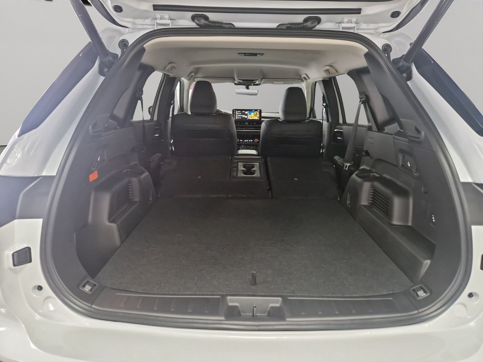 Fahrzeugabbildung Mitsubishi OUTLANDER 2.4 PHEV INTRO EDITION 4WD