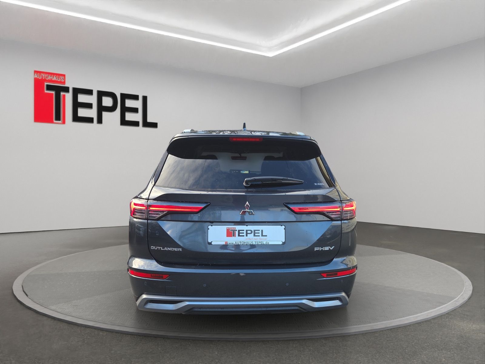 Fahrzeugabbildung Mitsubishi OUTLANDER 2.4 PHEV INTRO EDITION 4WD