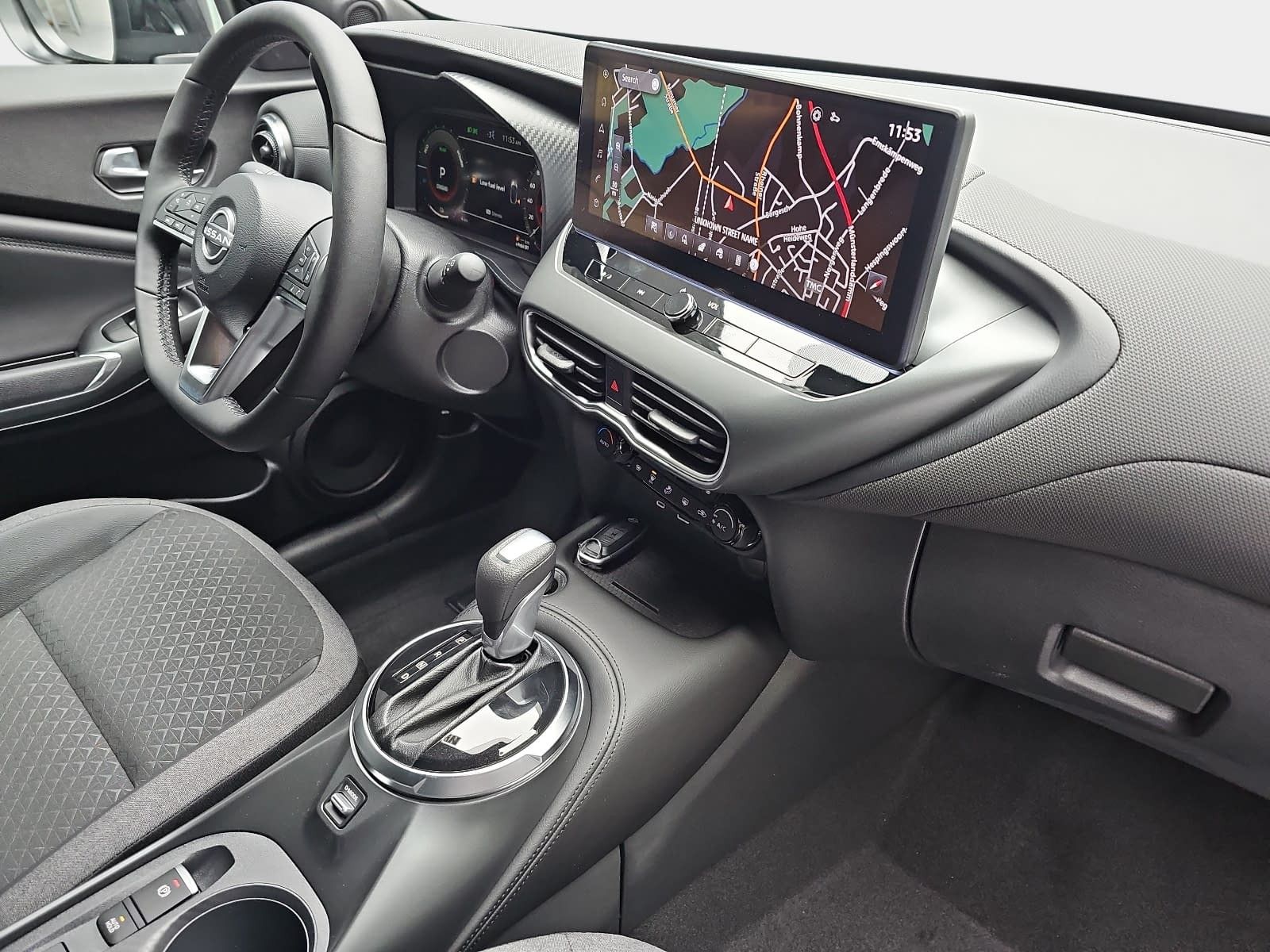 Fahrzeugabbildung Nissan JUKE 1.6 Hybrid N-CONNECTA