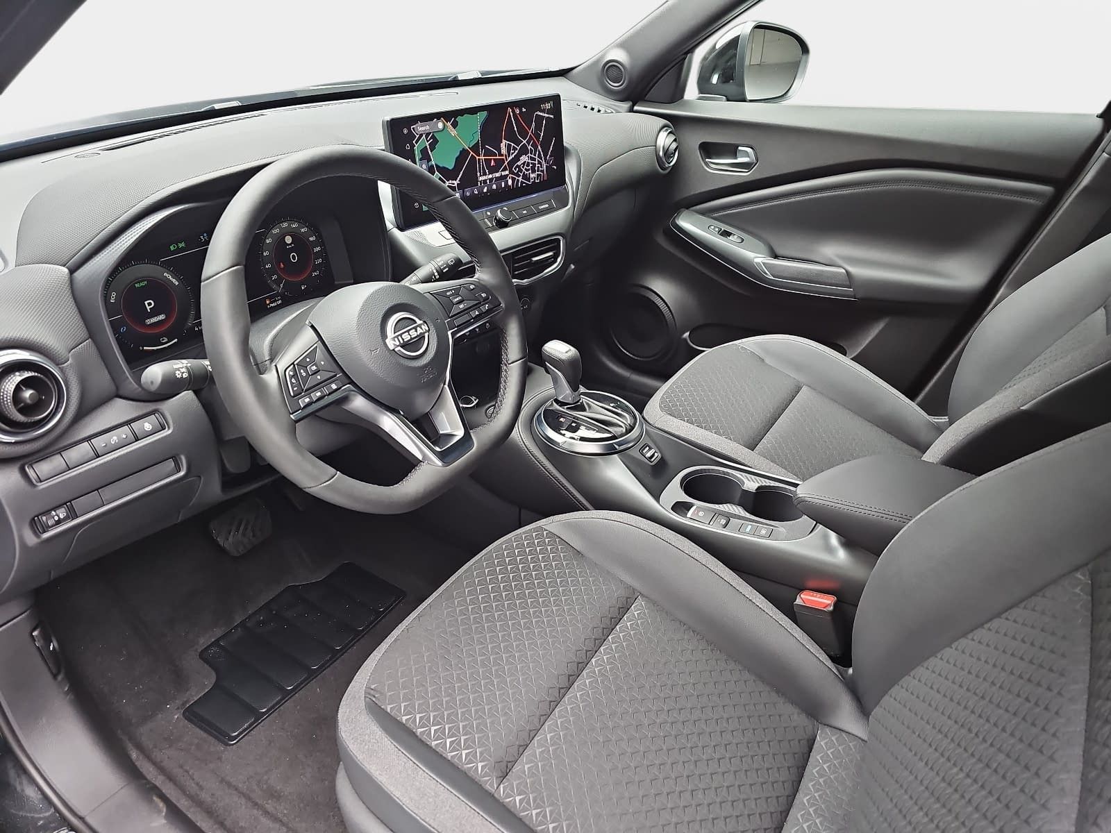 Fahrzeugabbildung Nissan JUKE 1.6 Hybrid N-CONNECTA