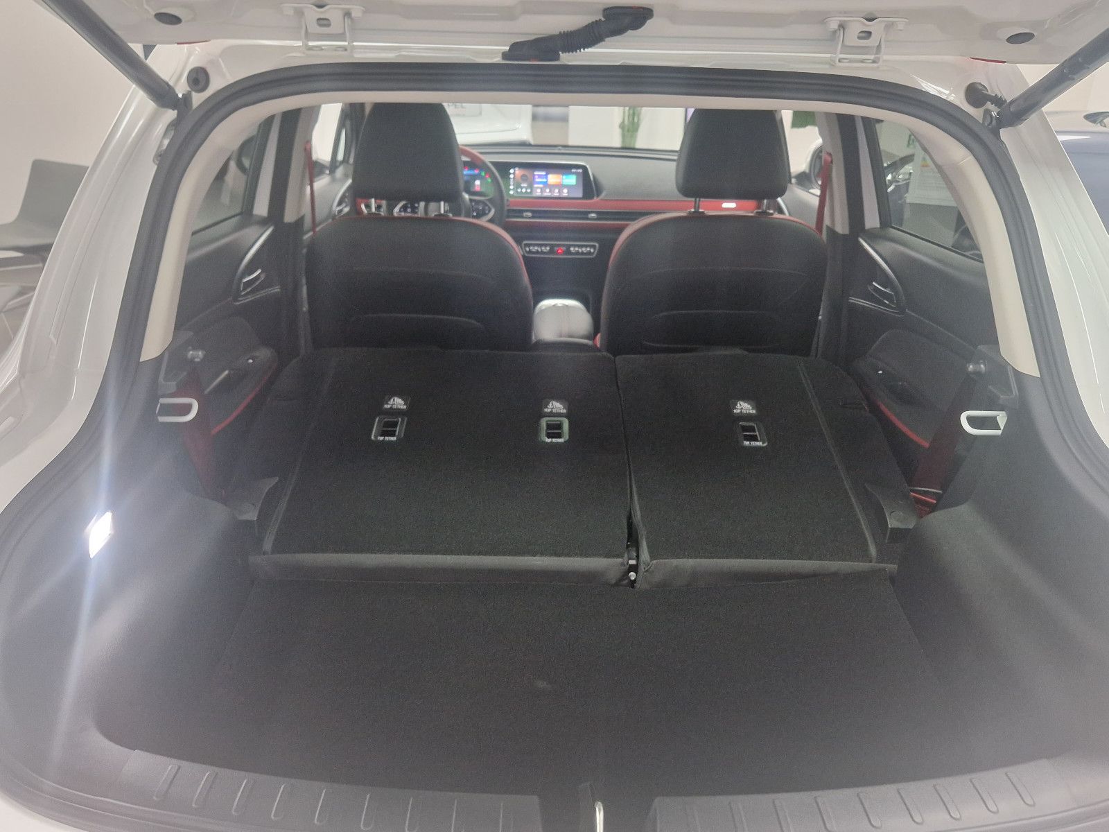 Fahrzeugabbildung GWM ORA 03 - GT 63kWh