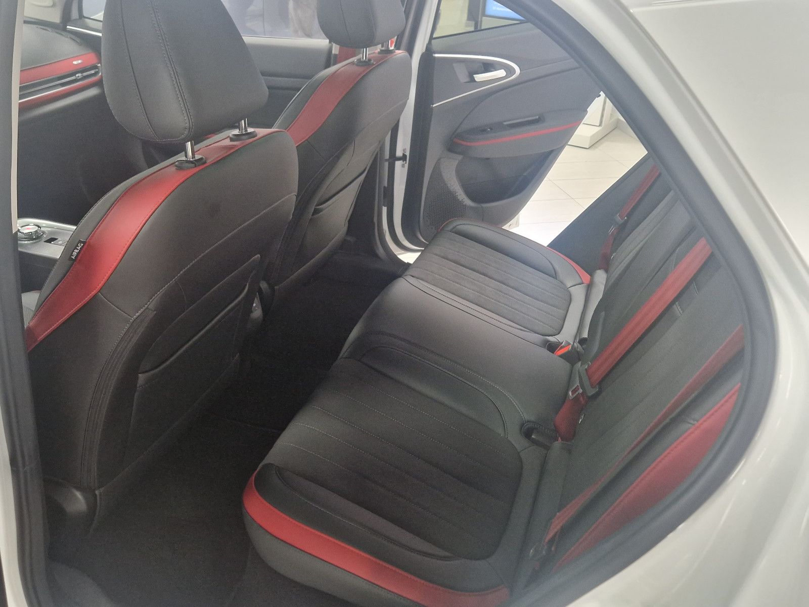 Fahrzeugabbildung GWM ORA 03 - GT 63kWh