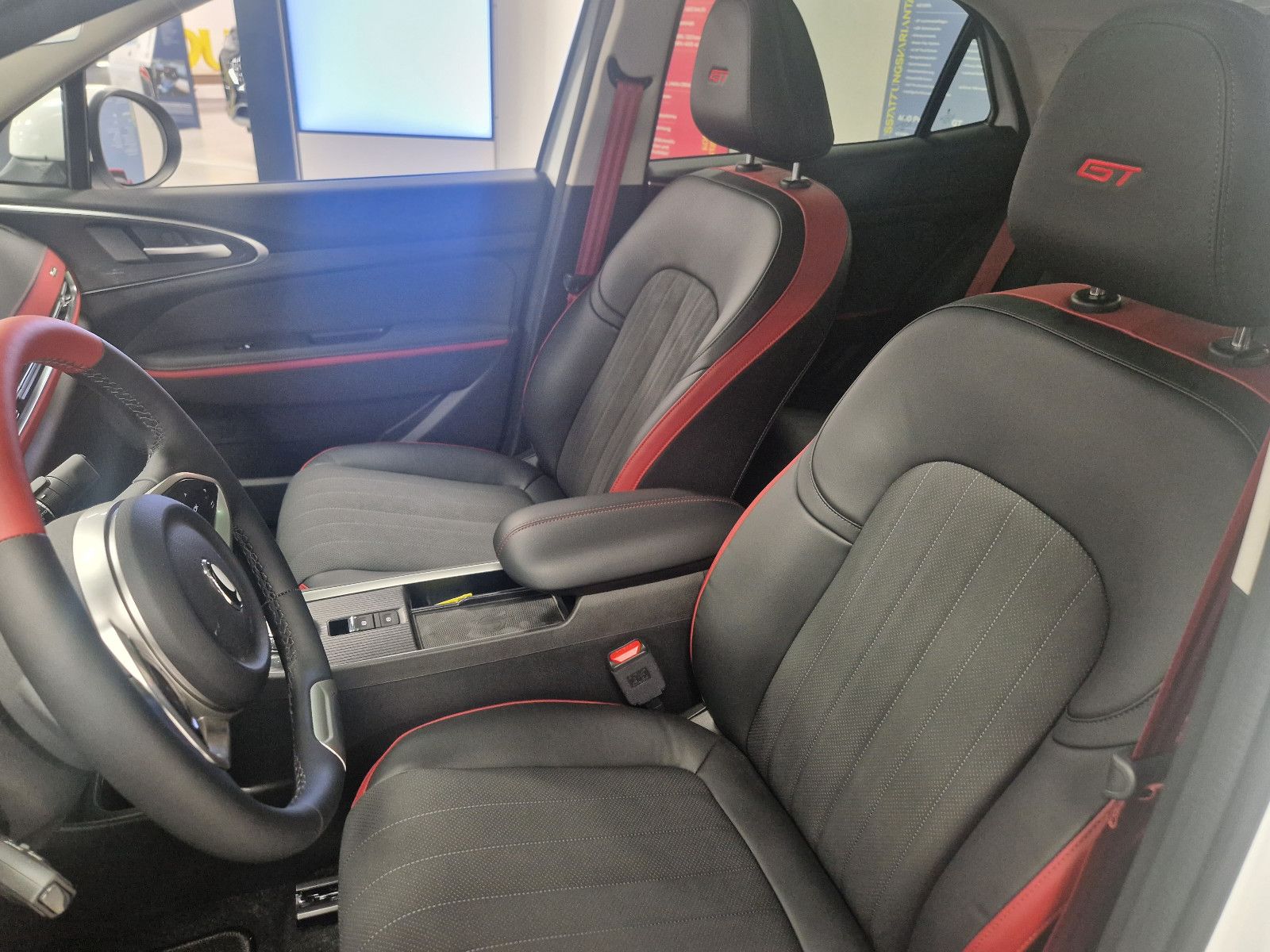 Fahrzeugabbildung GWM ORA 03 - GT 63kWh