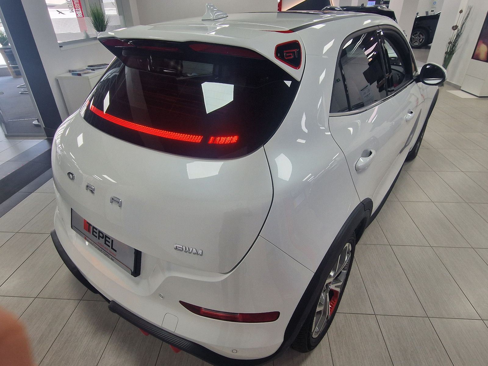 Fahrzeugabbildung GWM ORA 03 - GT 63kWh