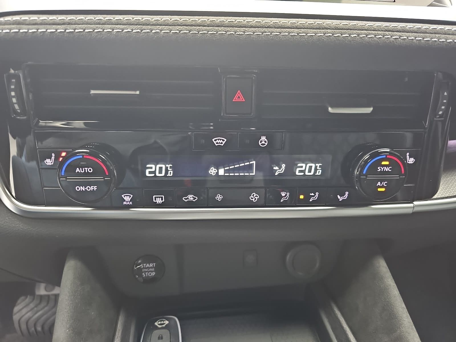 Fahrzeugabbildung Nissan QASHQAI 1.3 DIG-T TEKNA/ PREMIUM PAKET Xtronic