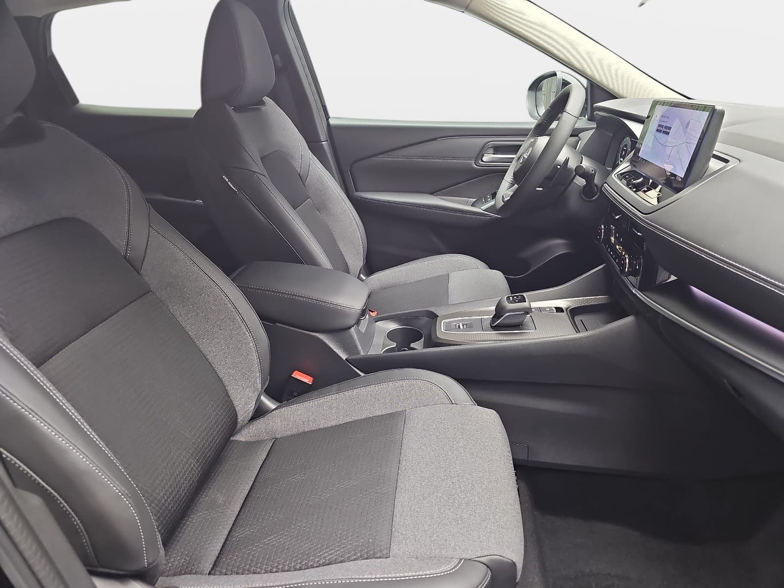 Fahrzeugabbildung Nissan Qashqai 1.3 DIG-T MHEV Xtronic N-CONNECTA